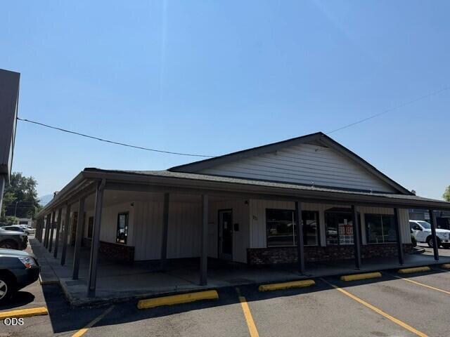 771 W Stewart Avenue, 101 — photo