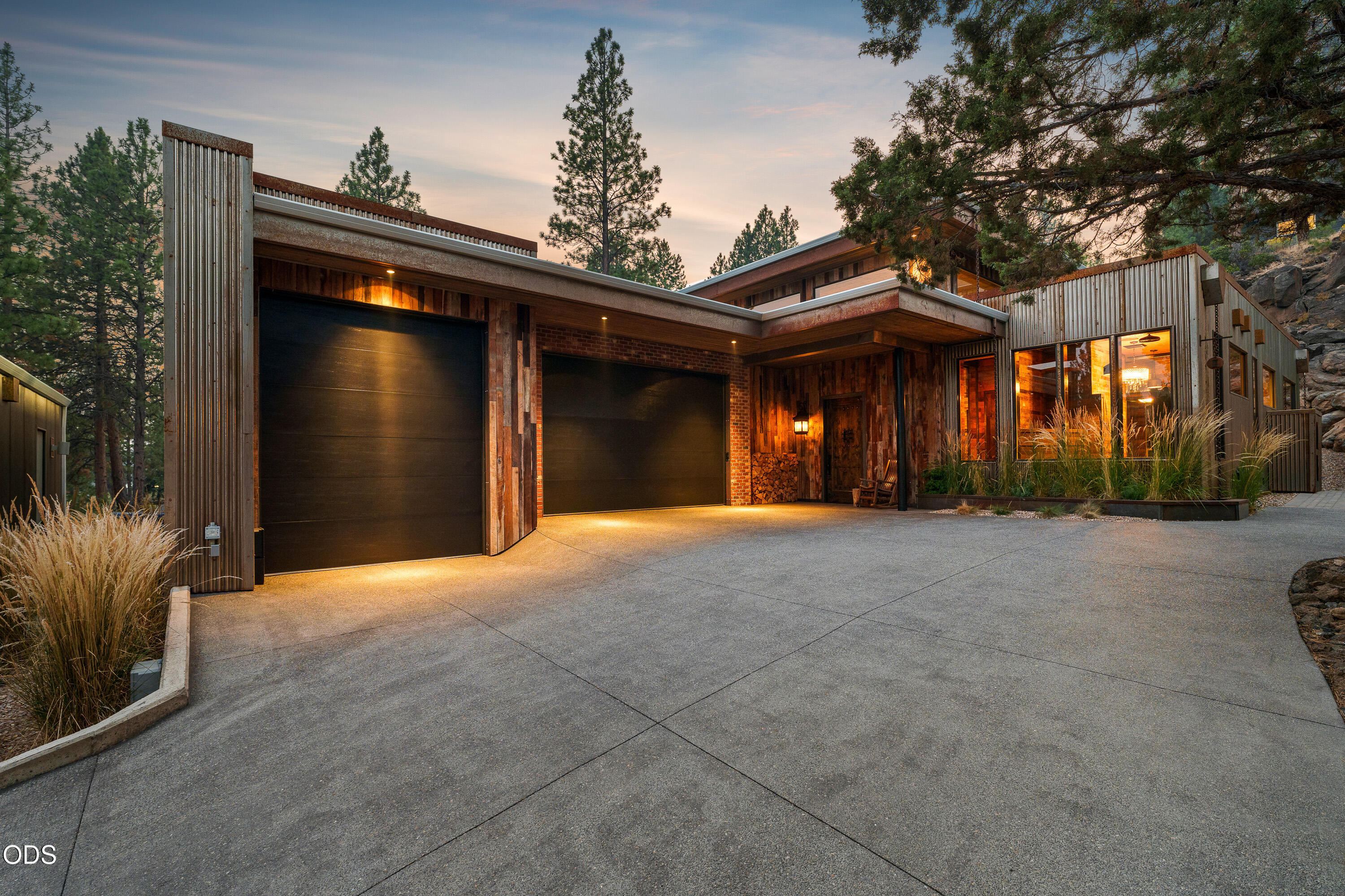 19476 SW Century Drive, #1 & #2 — photo