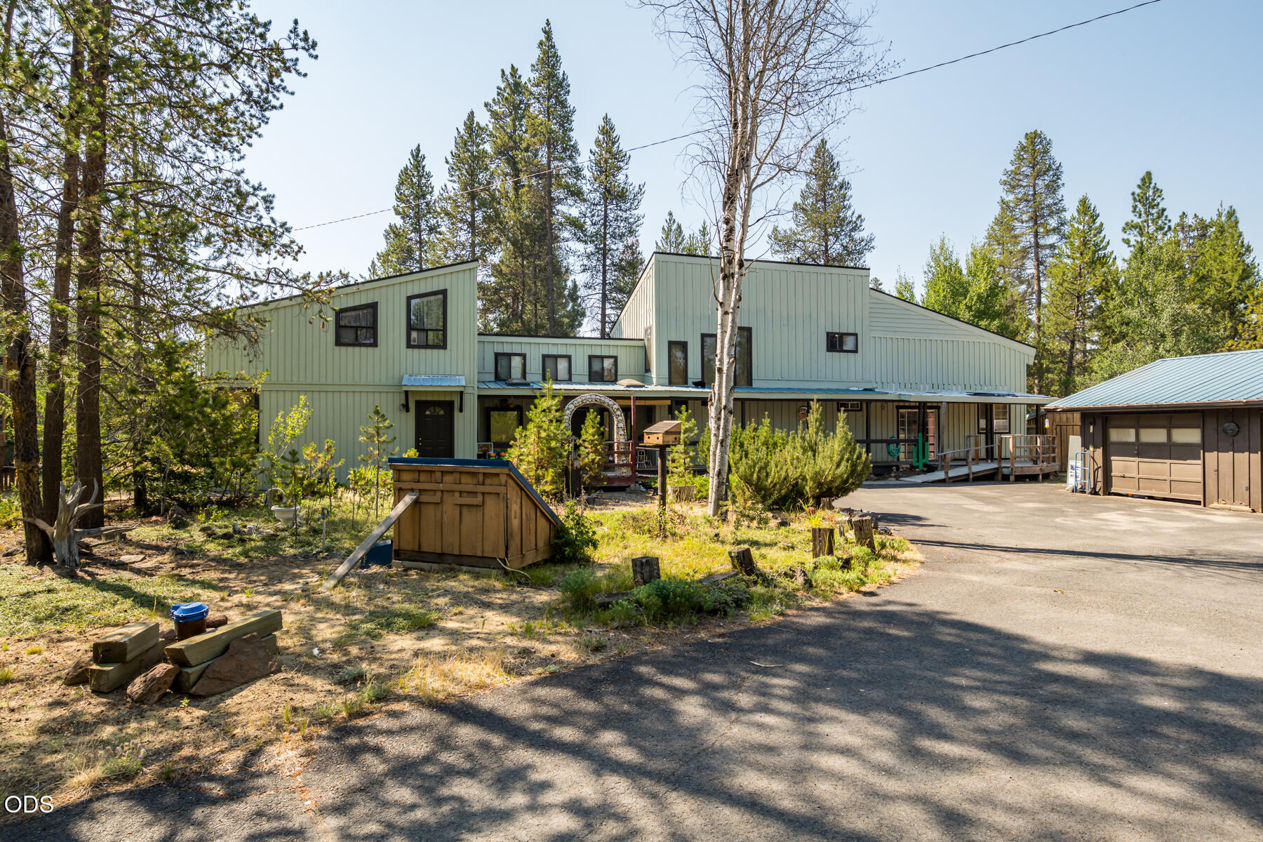 52511 Antler Lane — photo