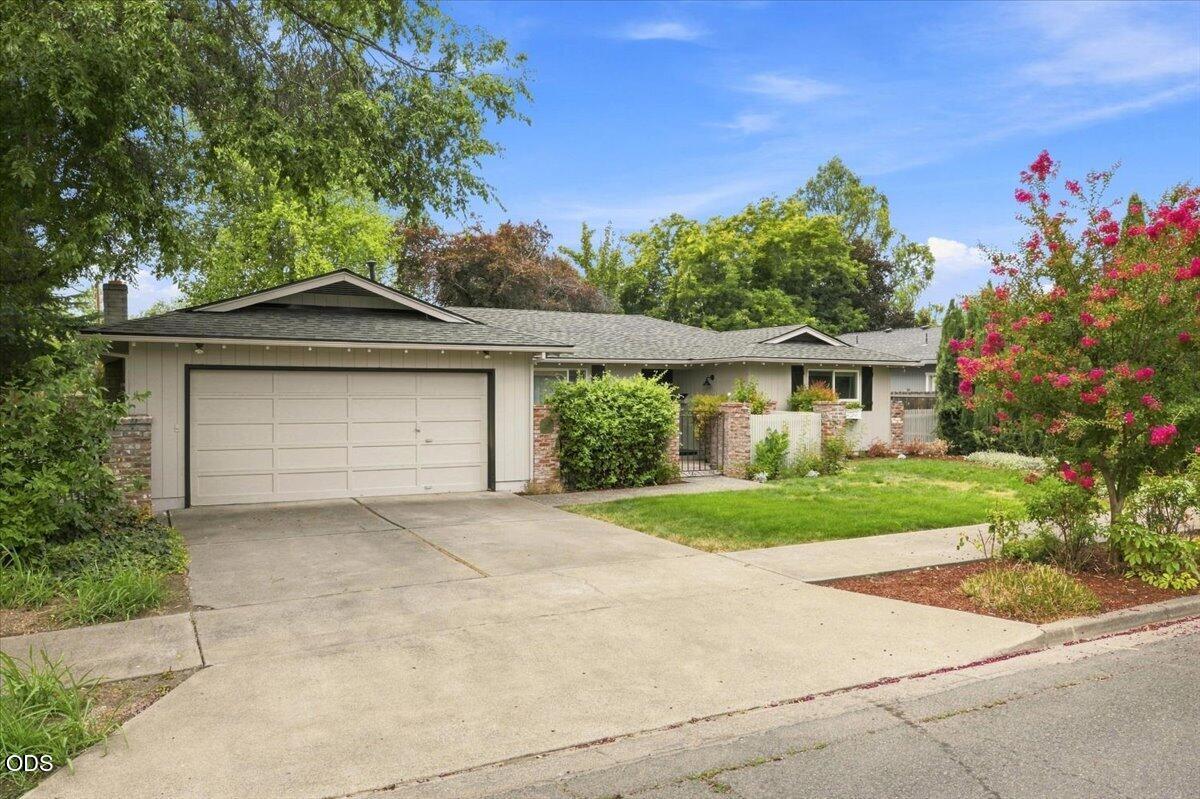2905 El Dorado Drive — photo