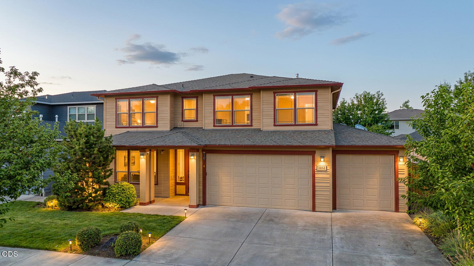 2934 NE Dogwood Drive — photo