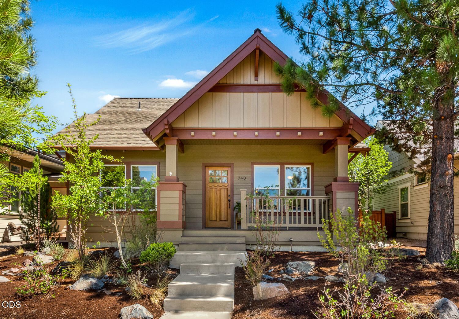 740 NW Mount Washington Drive — photo