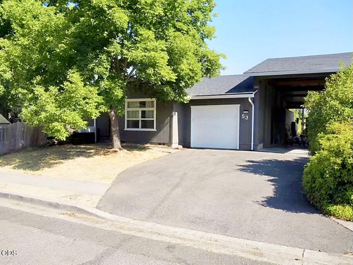 53 Betty Jo Way — photo