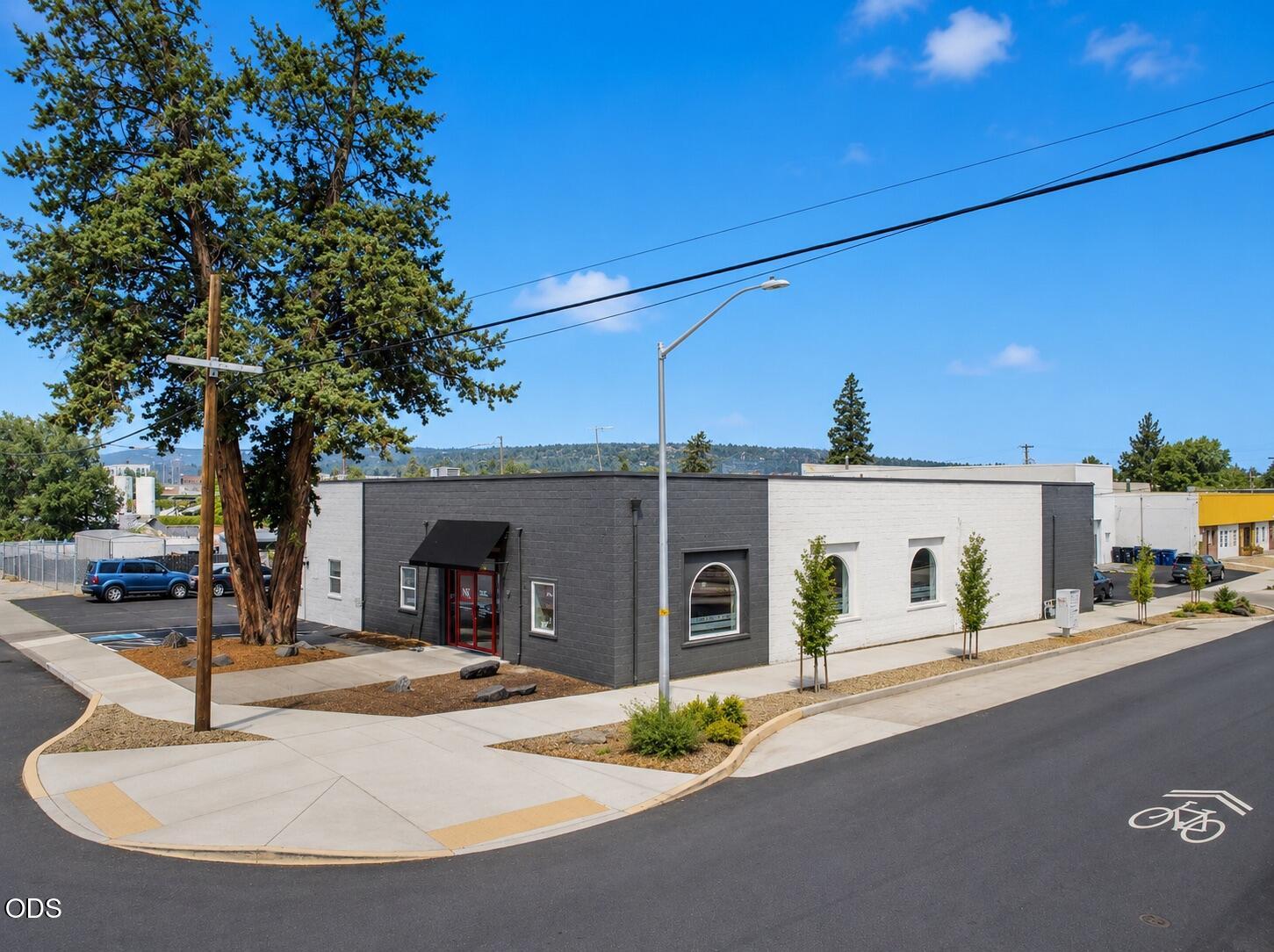 190 NE Irving Avenue — photo