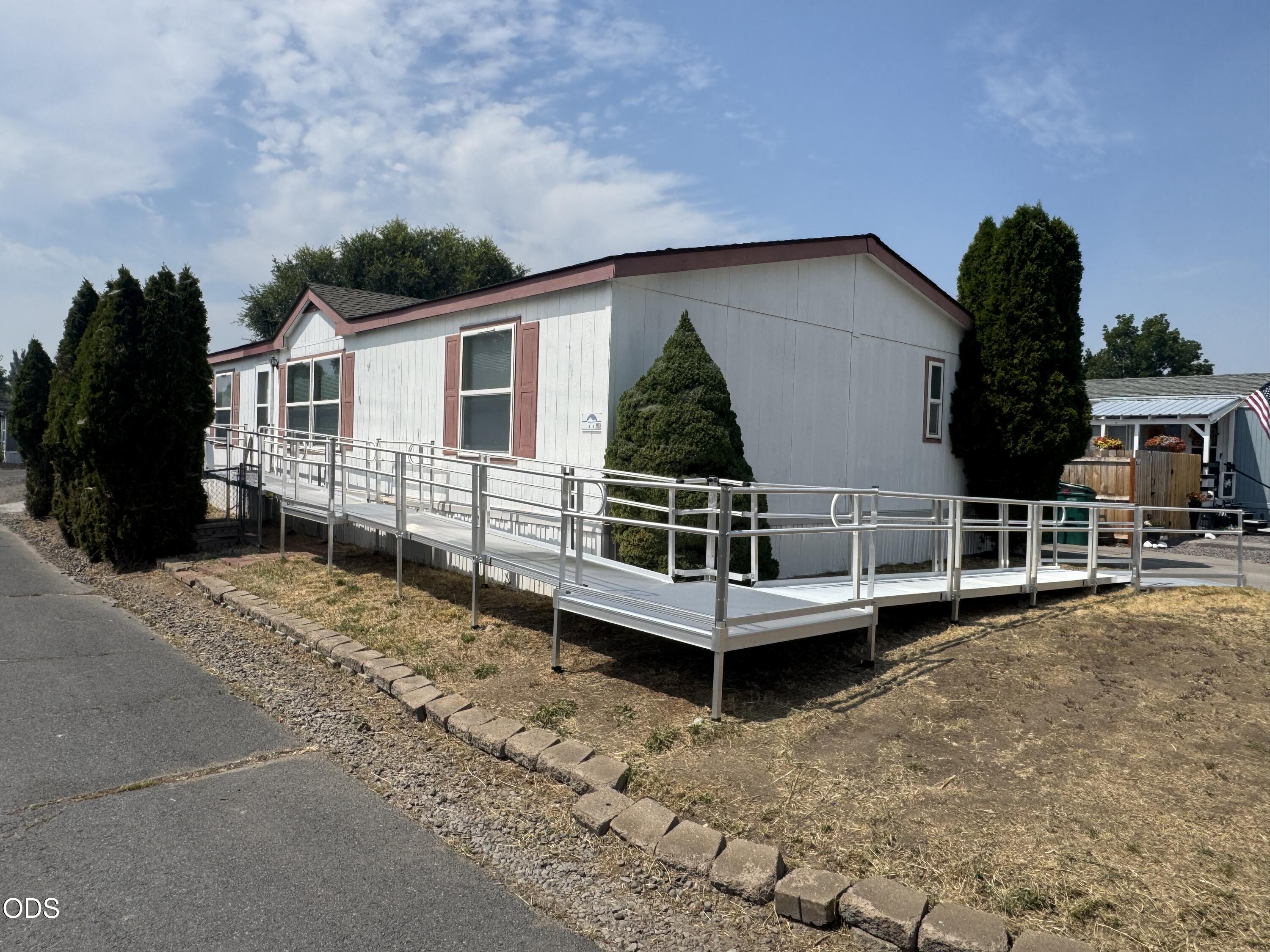 4647 Winter Avenue, Spc 77 — photo