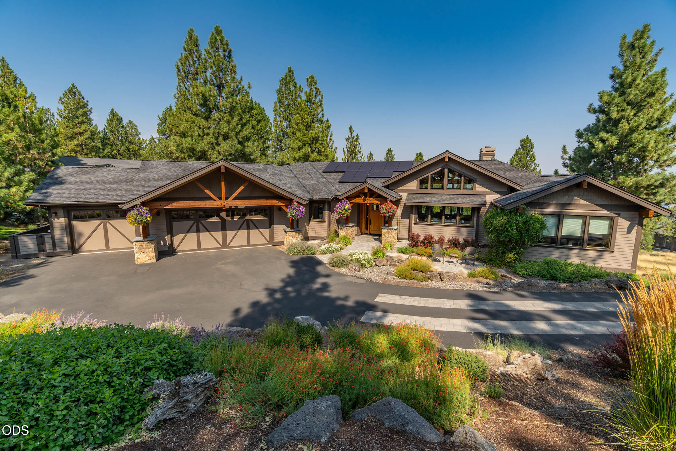 1624 NW Overlook Drive — photo