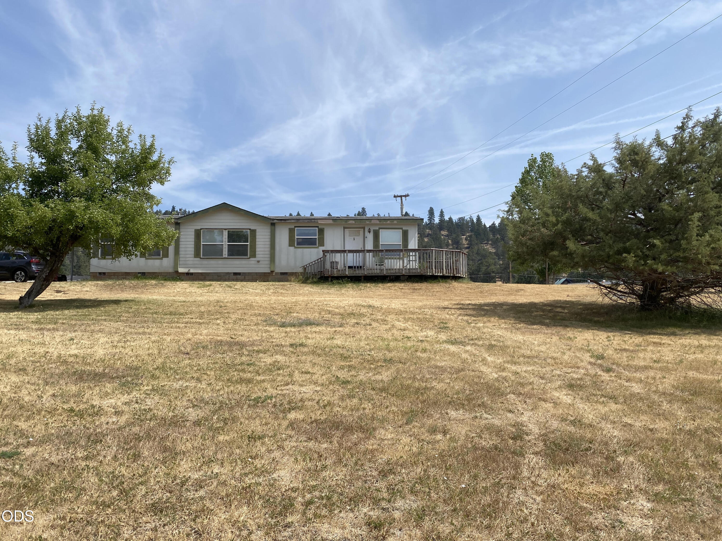 15311 Pioneer Road — photo