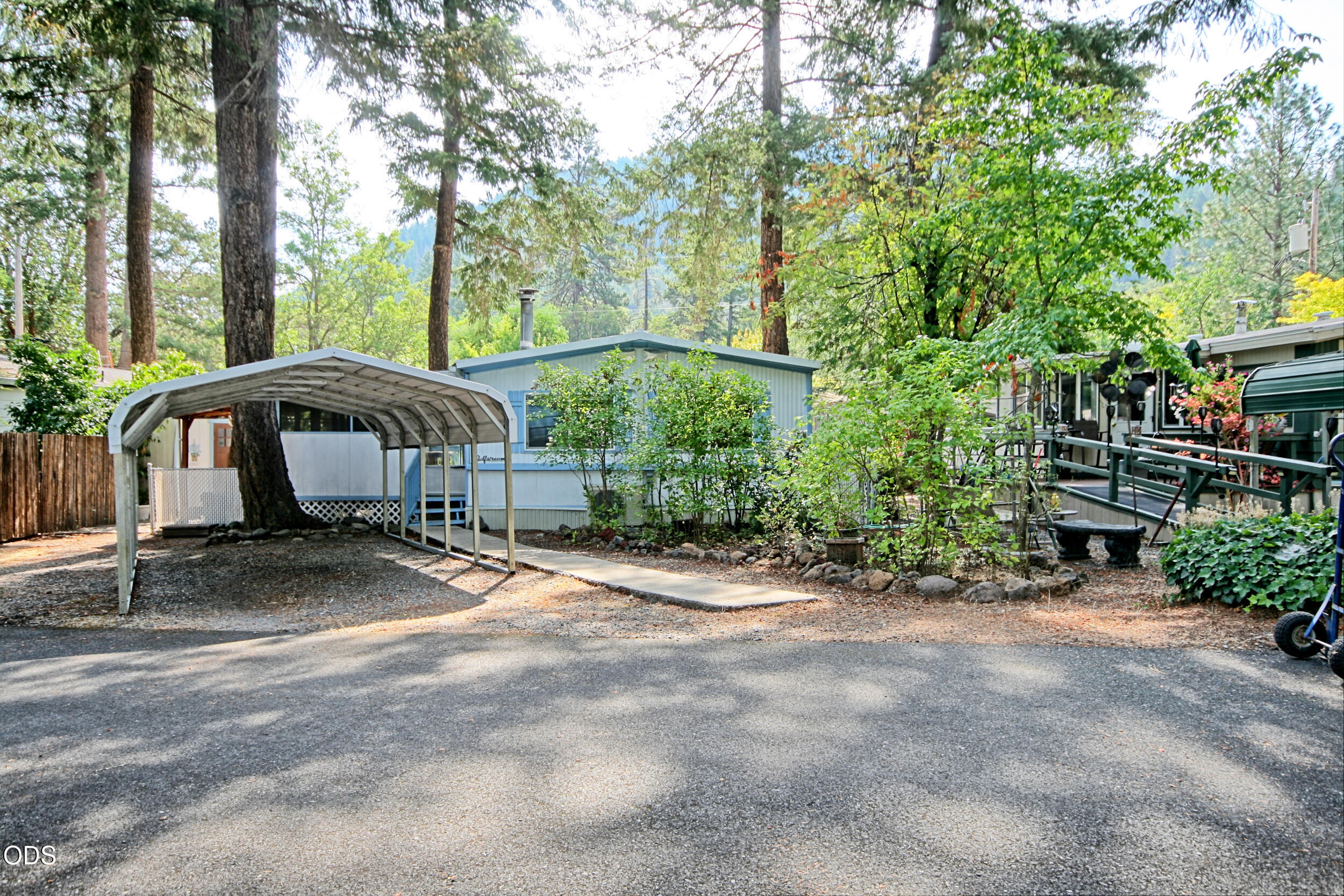 537 Thompson Creek Road, Unit 43 — photo