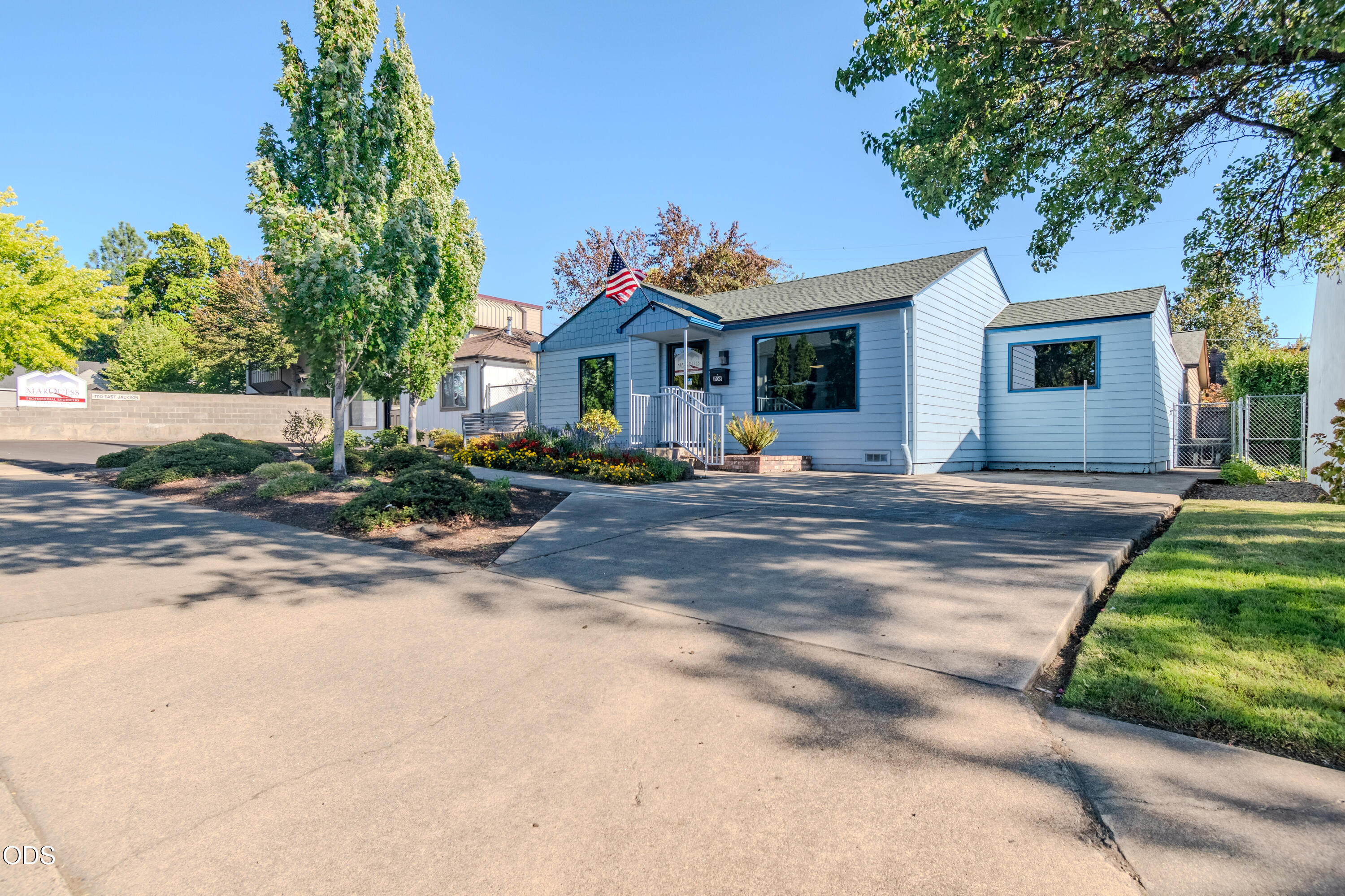 1108 E Jackson Street — photo