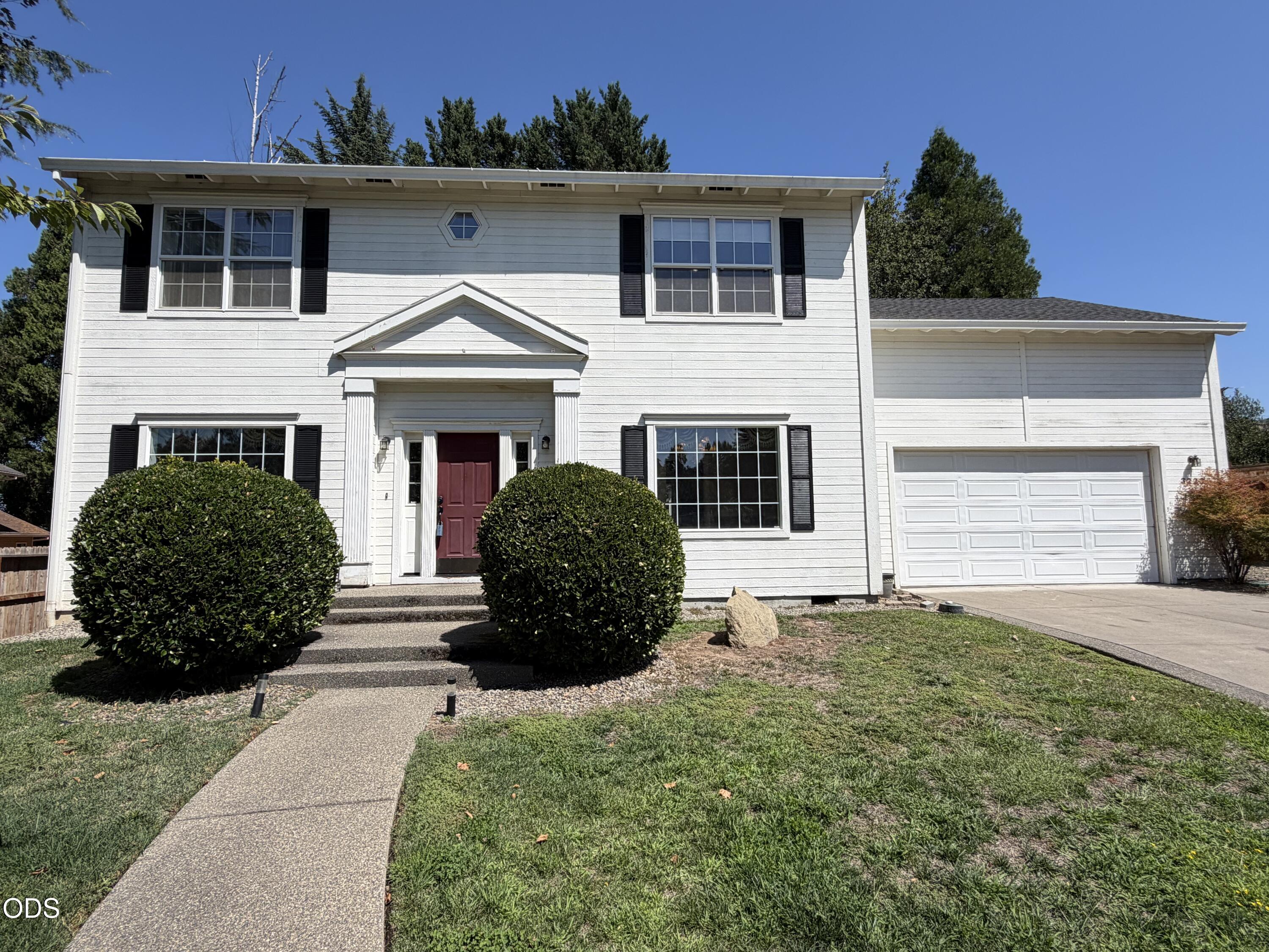 3223 Parkview Court — photo