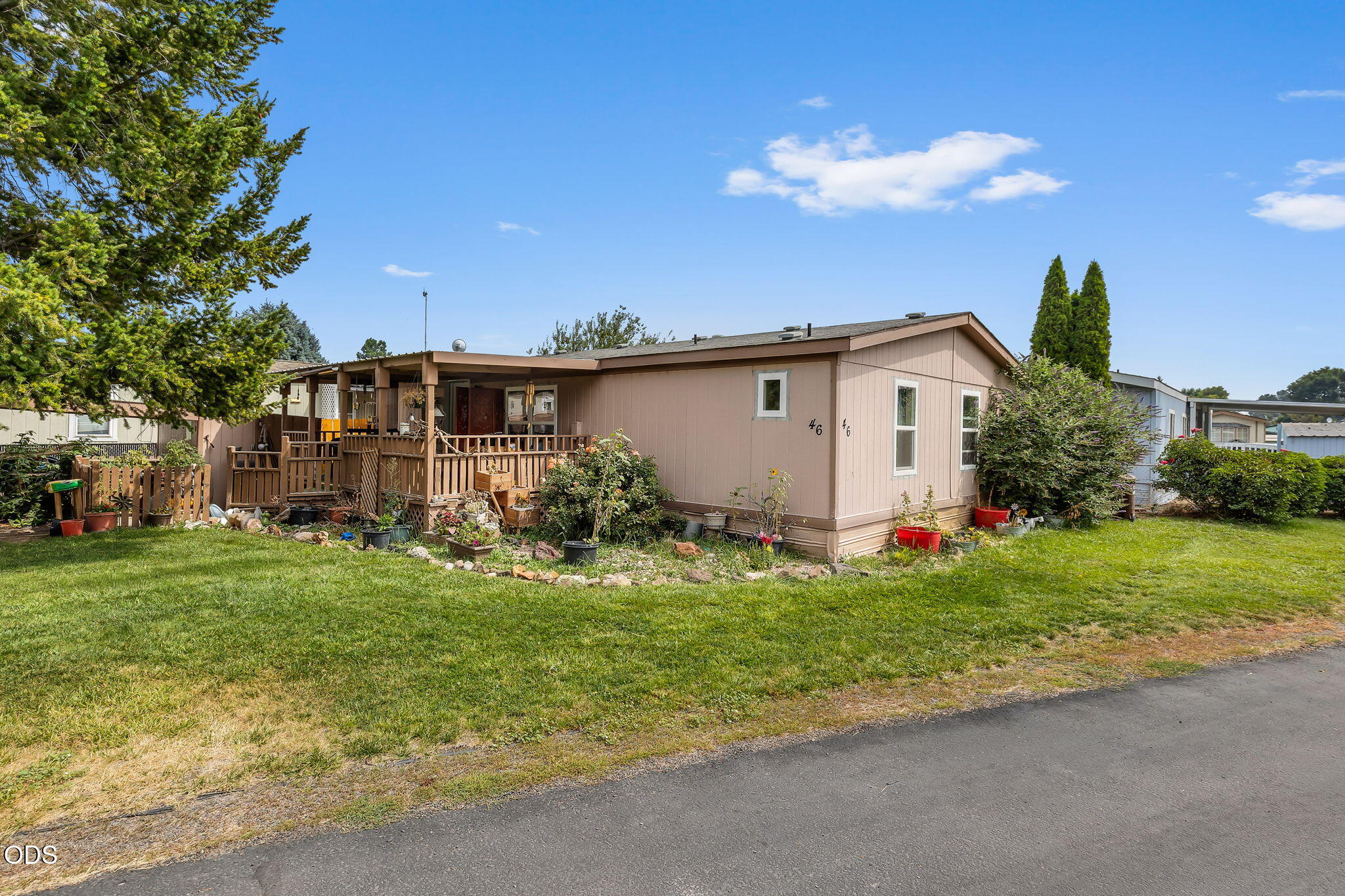 185 NW Harwood Street, Spc 46 — photo