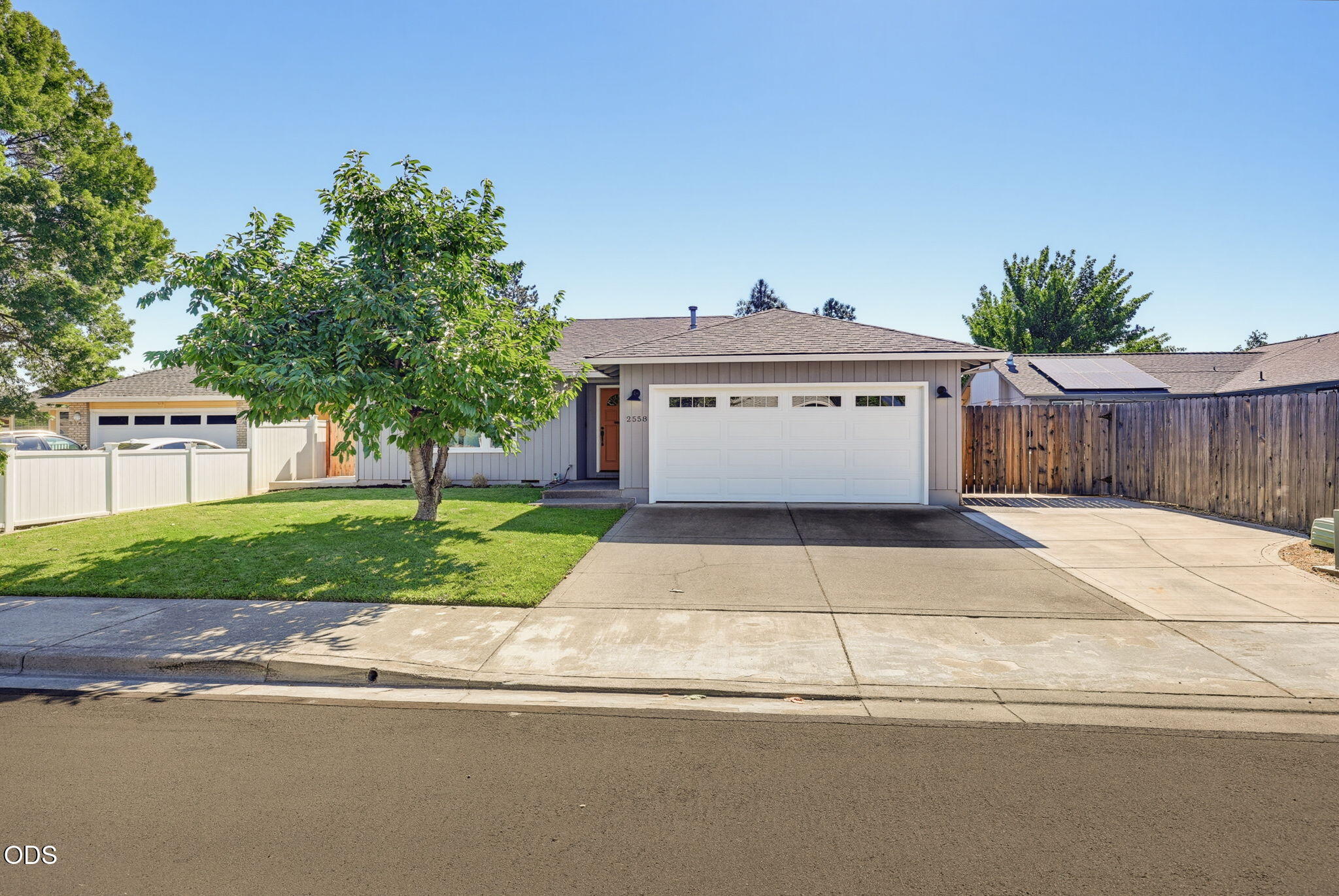 2558 Alma Drive — photo