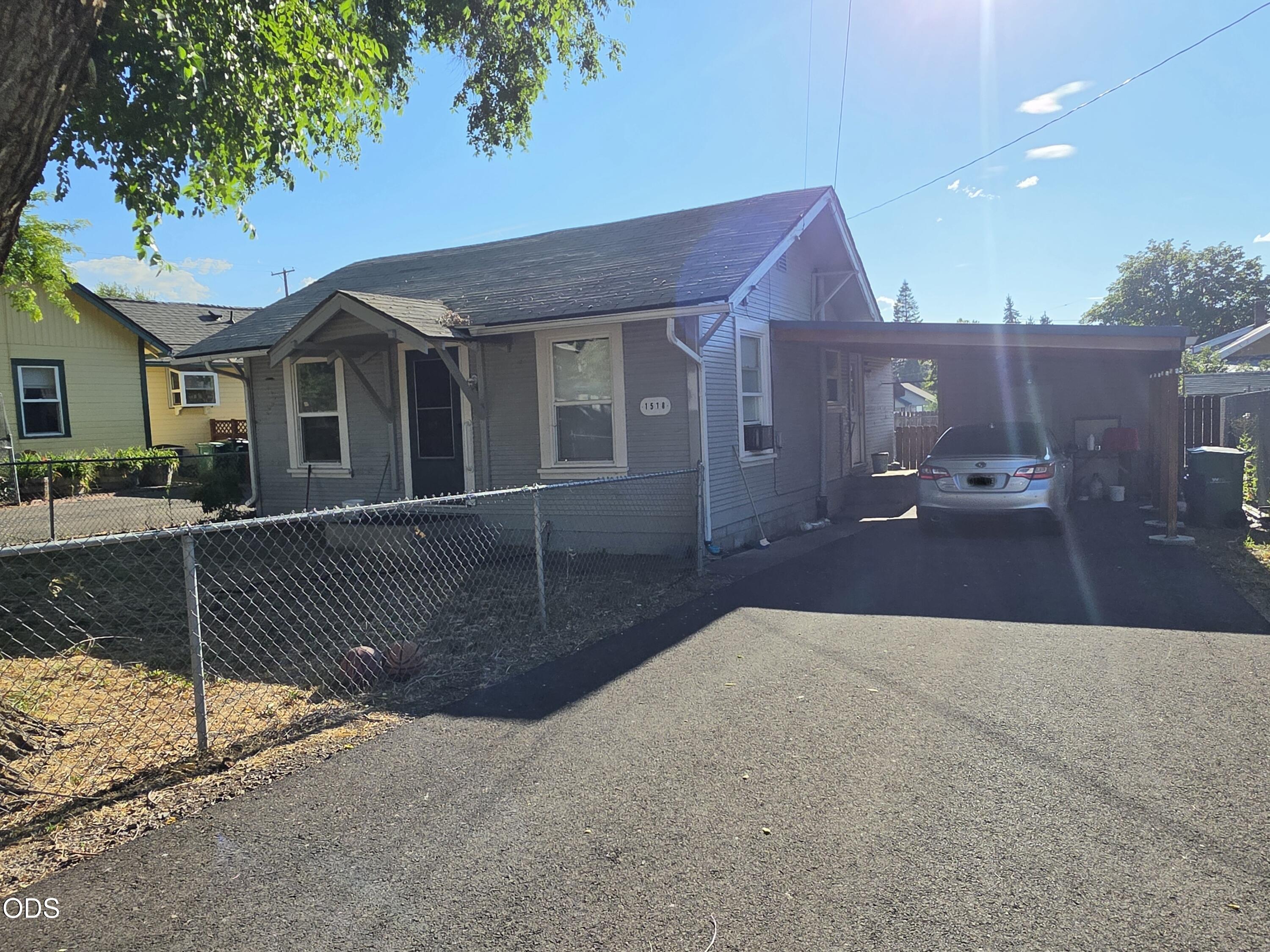 1518 Pleasant Avenue — photo