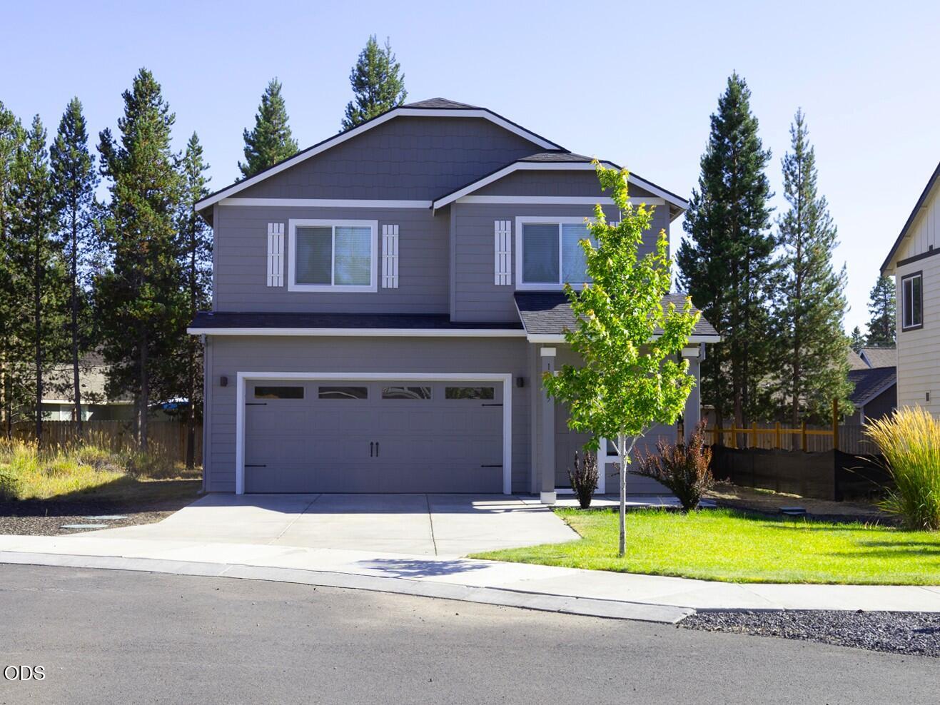 16625 Landing Court — photo