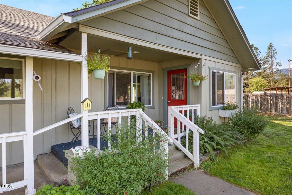 8550 E Evans Creek Road — photo