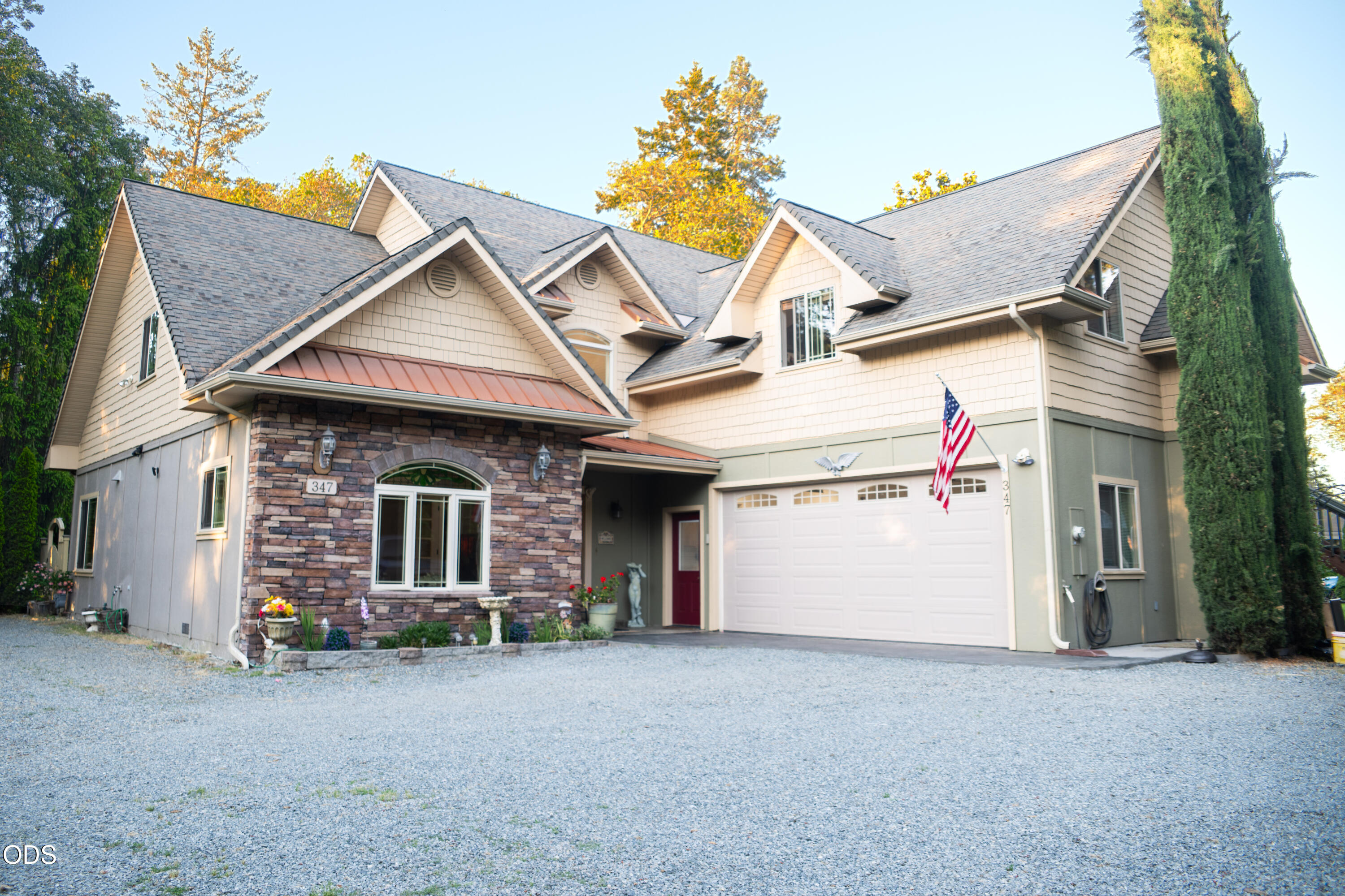 347 Peckerwood Lane — photo