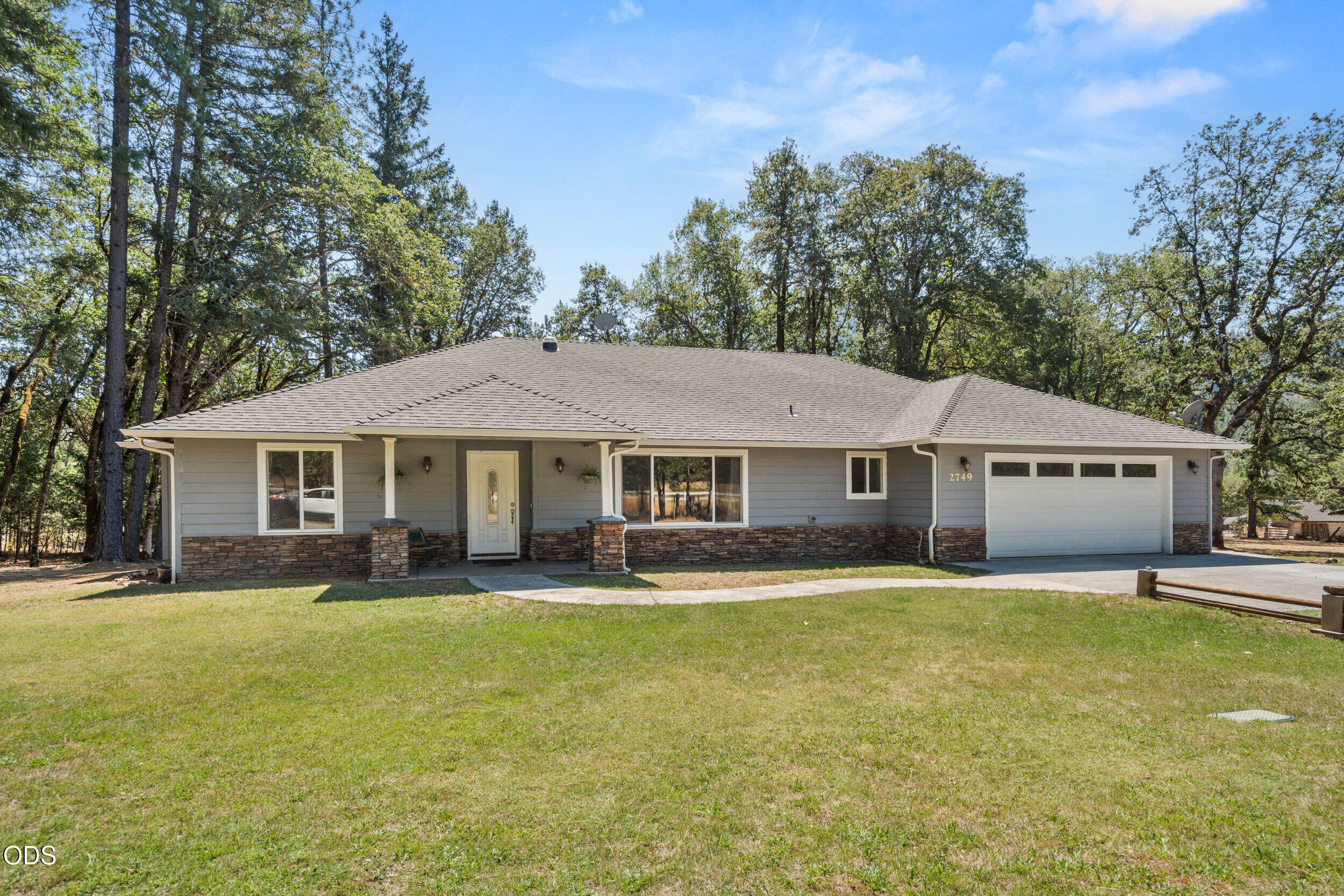 2749 Jumpoff Joe Creek Road — photo
