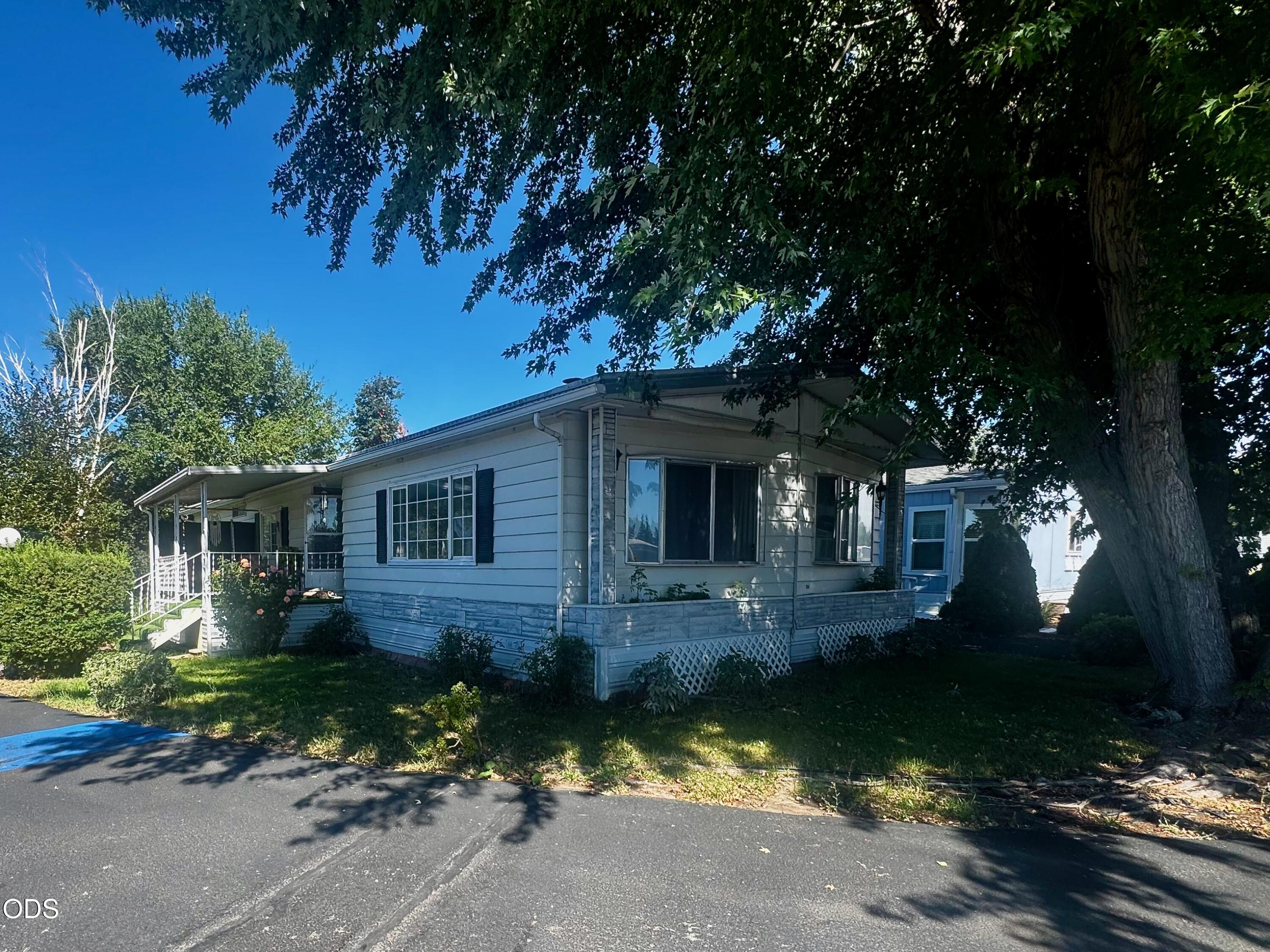3500 Summers Ln, #47 — photo