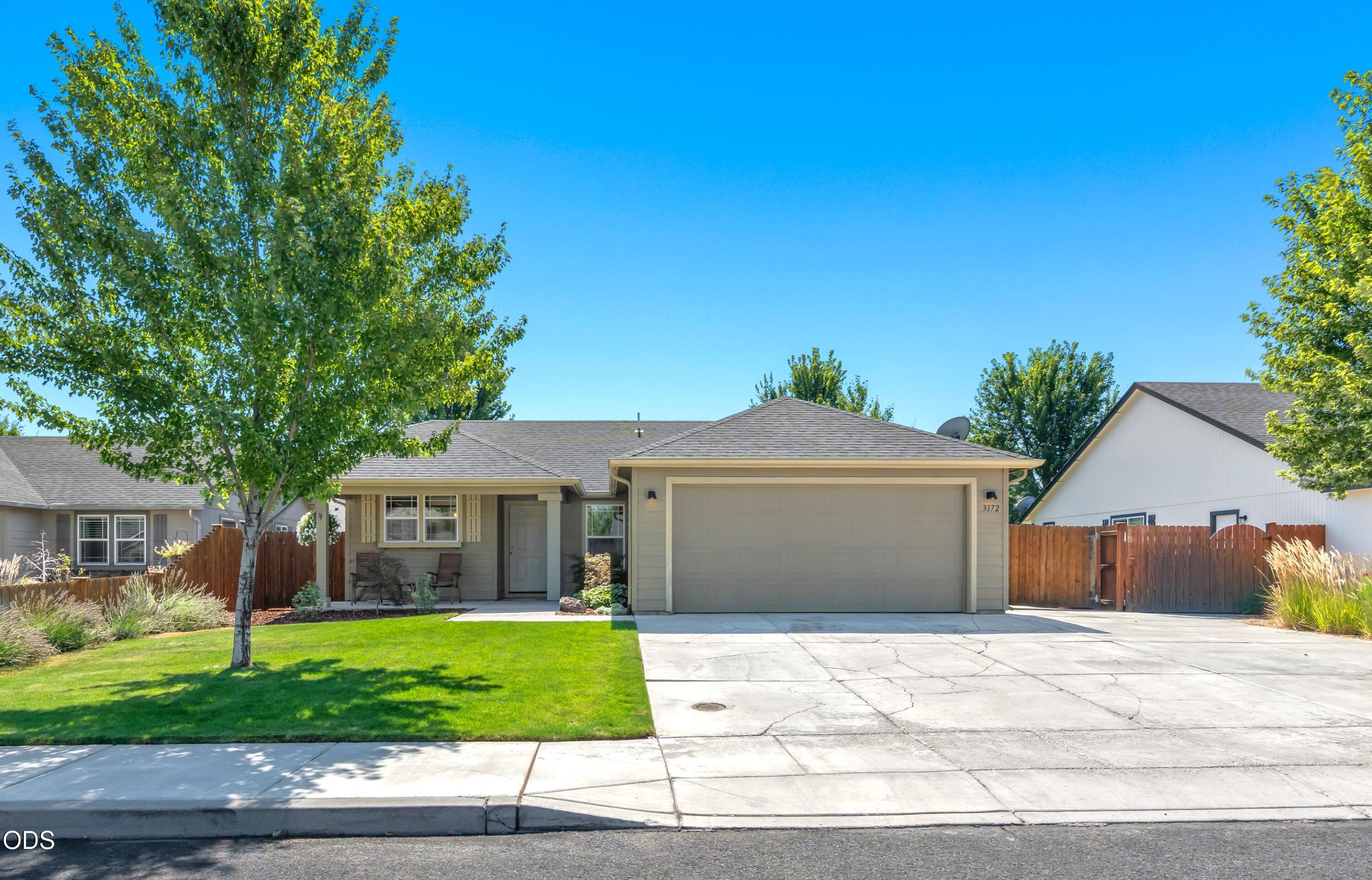 3172 SW Deschutes Avenue — photo