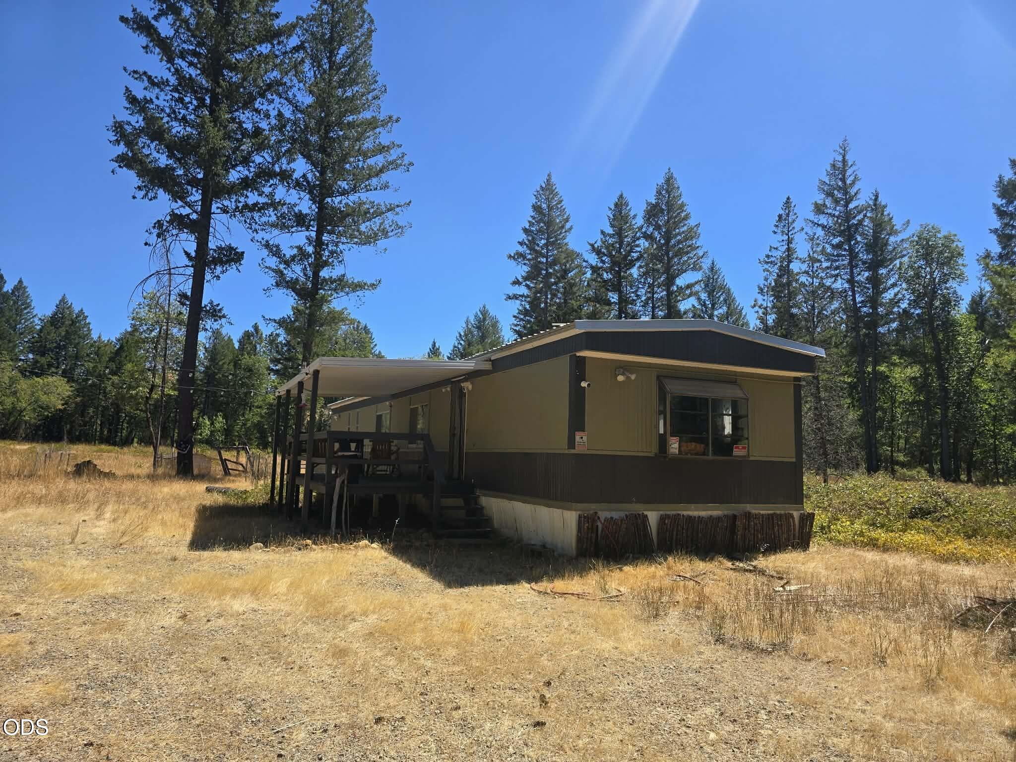125 Floyd Lane — photo