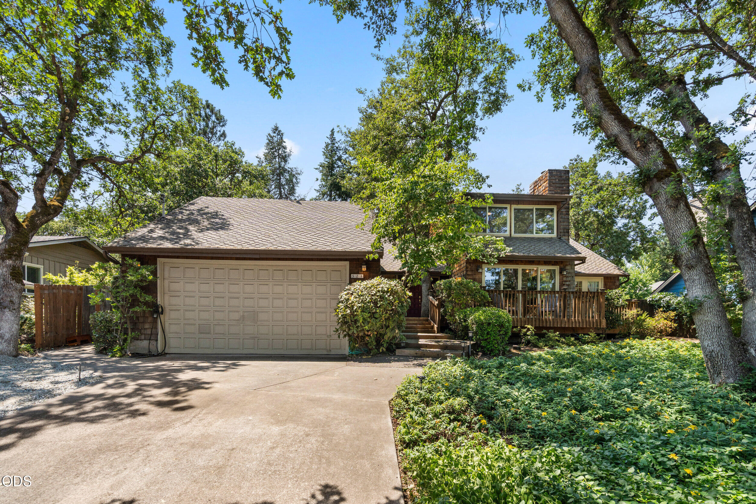 521 Sunrise Avenue — photo