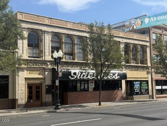 716 Main Street, 716-724 — photo