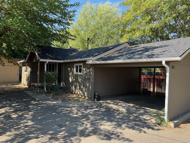 1411 SW G Street — photo