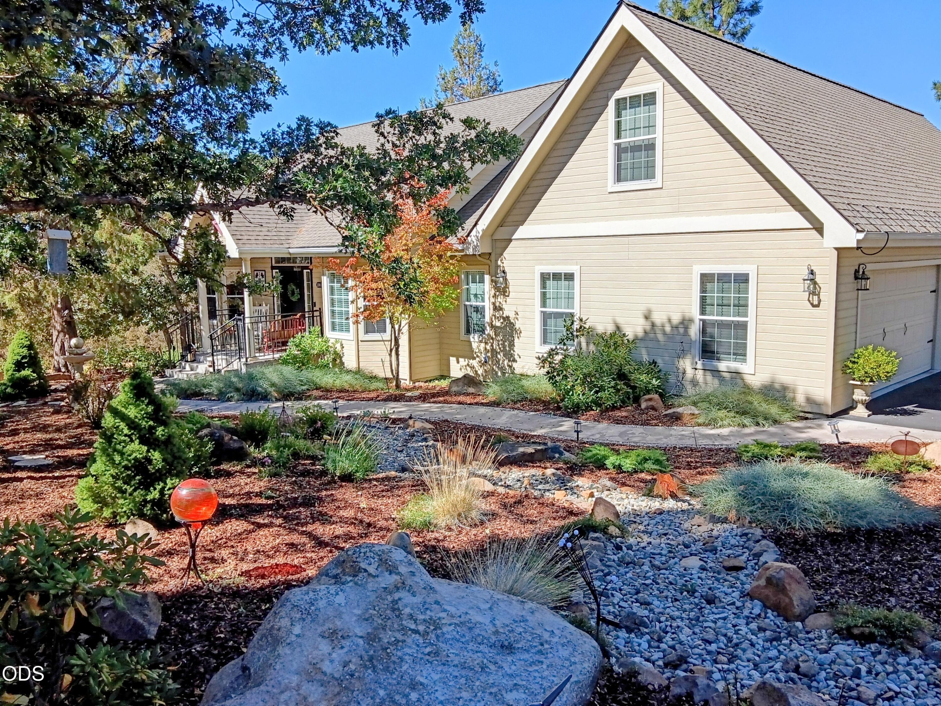 10412 Kestrel Road — photo