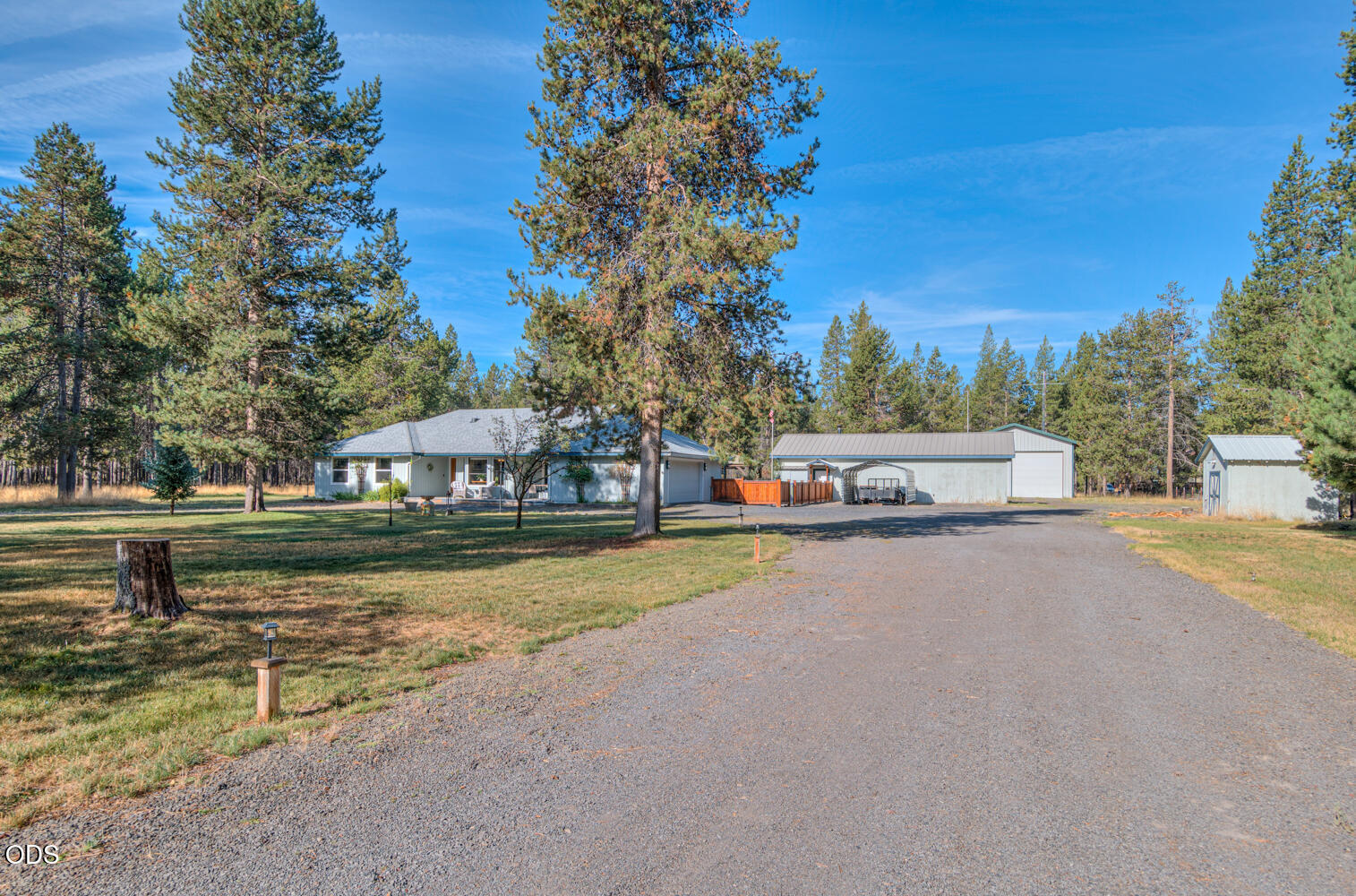 55471 Richard Way — photo