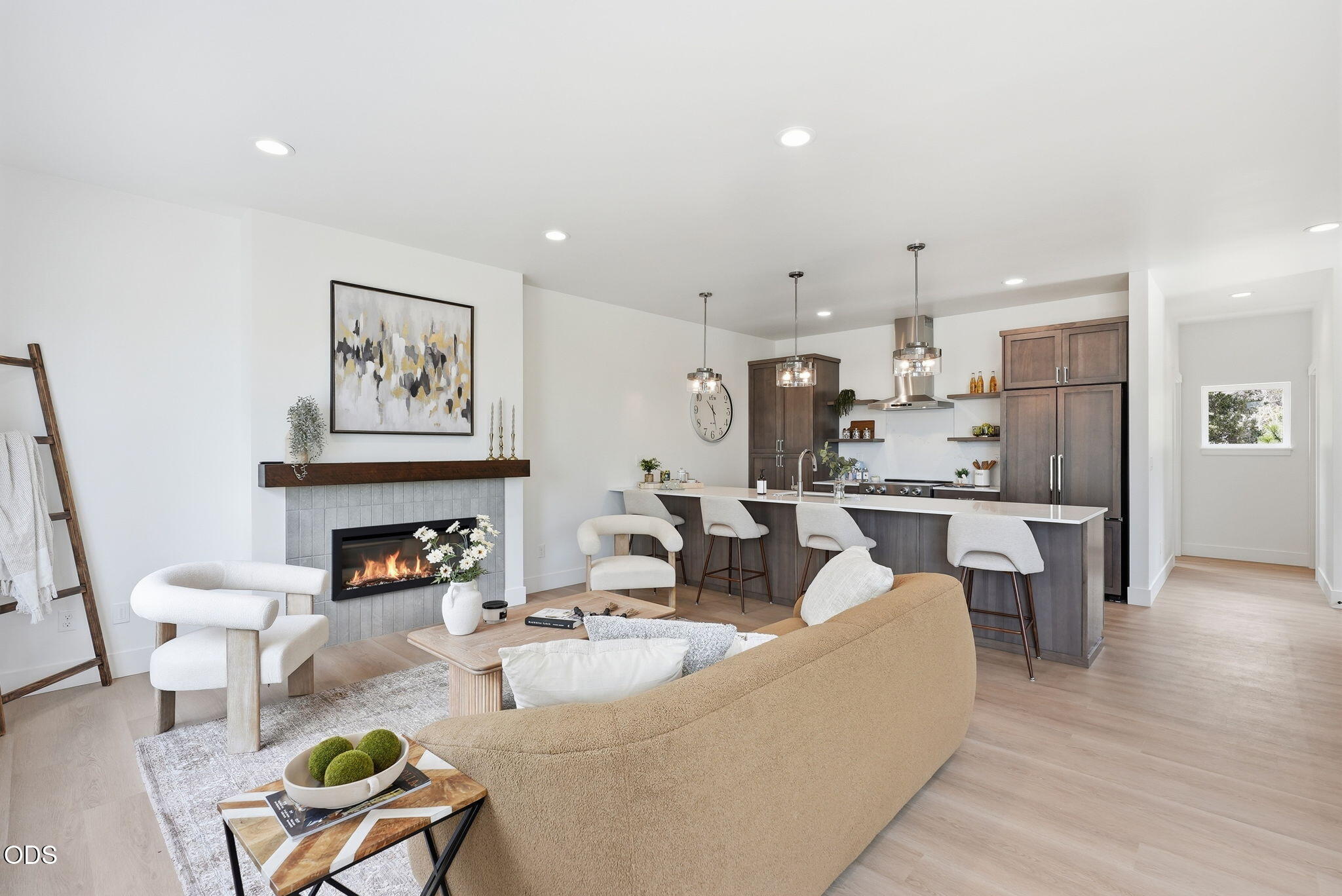 156 NW Copperwood Court — photo