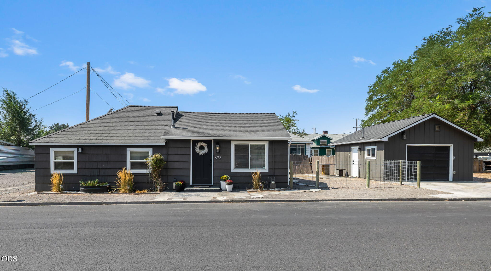 673 NE Garner Street — photo