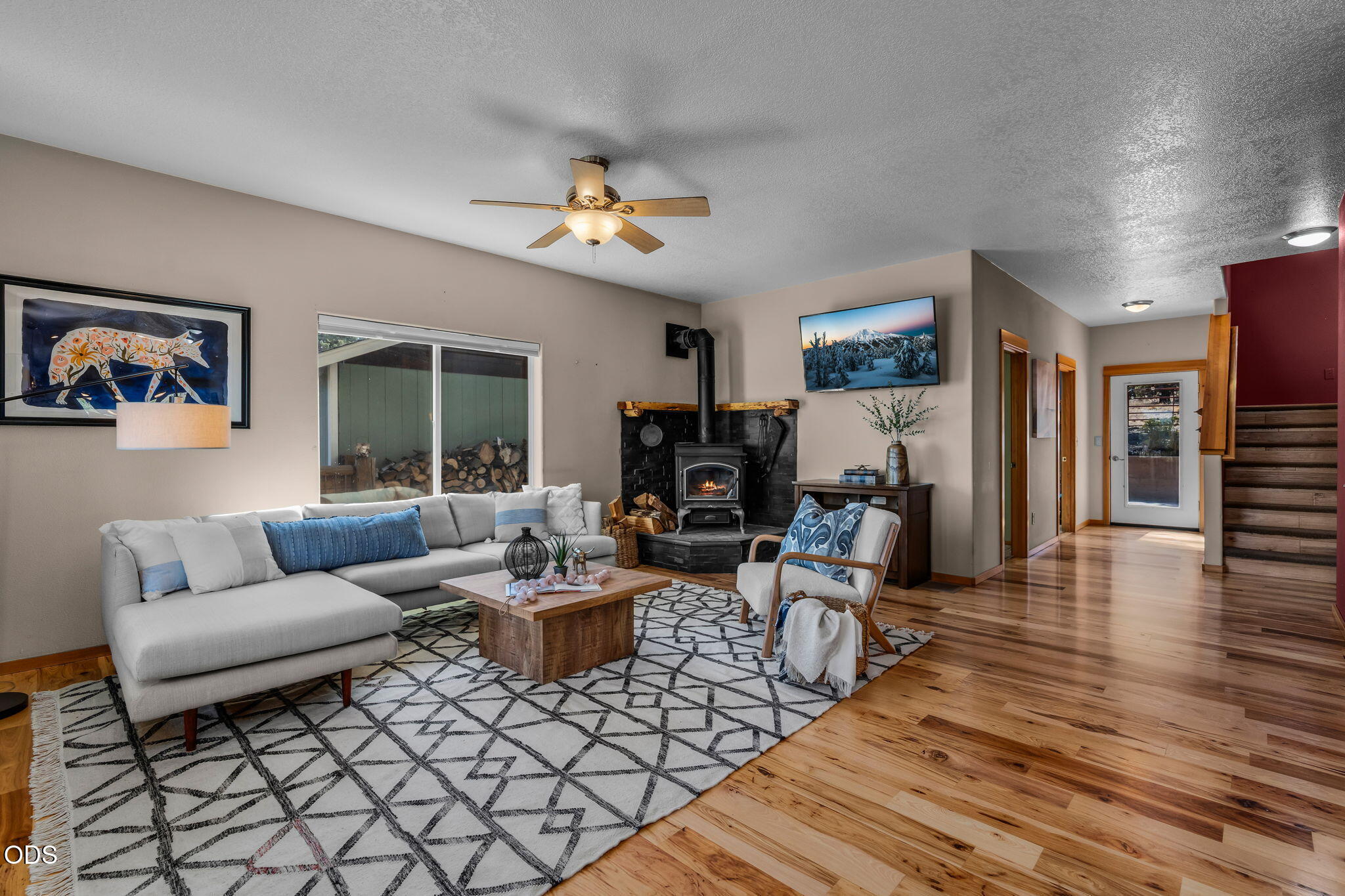 62262 Chickadee Lane — photo