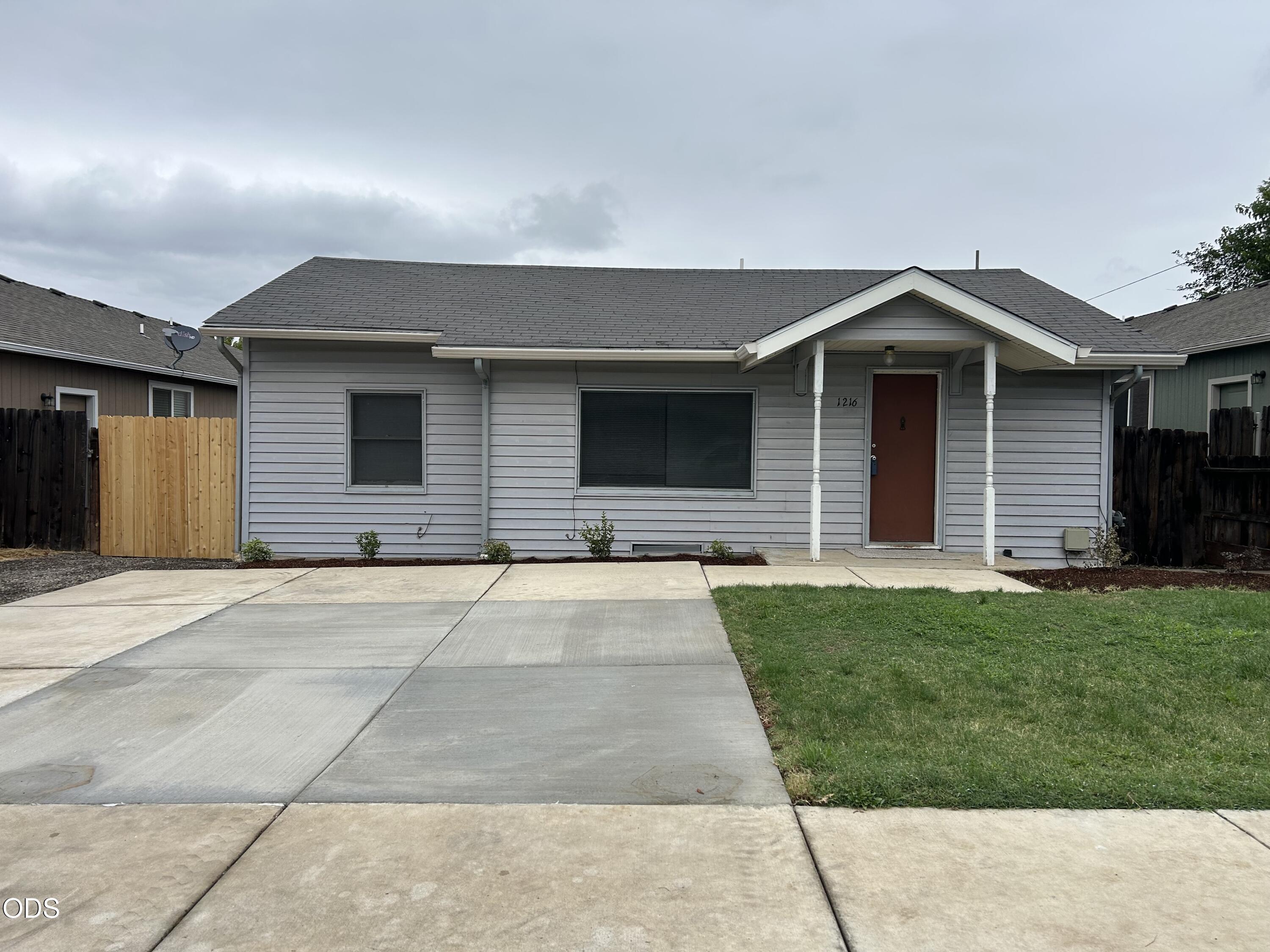 1216 Maple Park Drive — photo