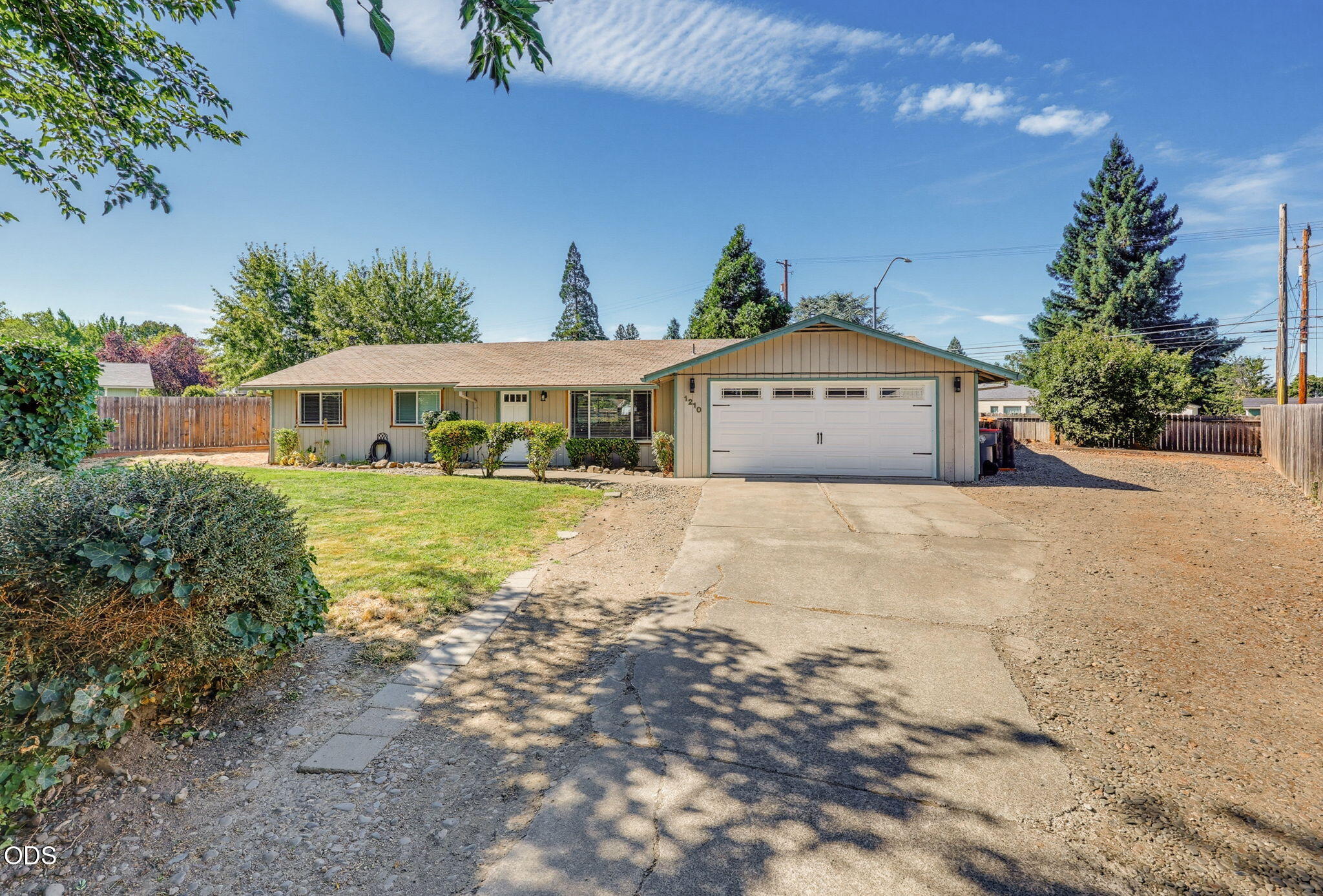 1210 Jasper Street — photo