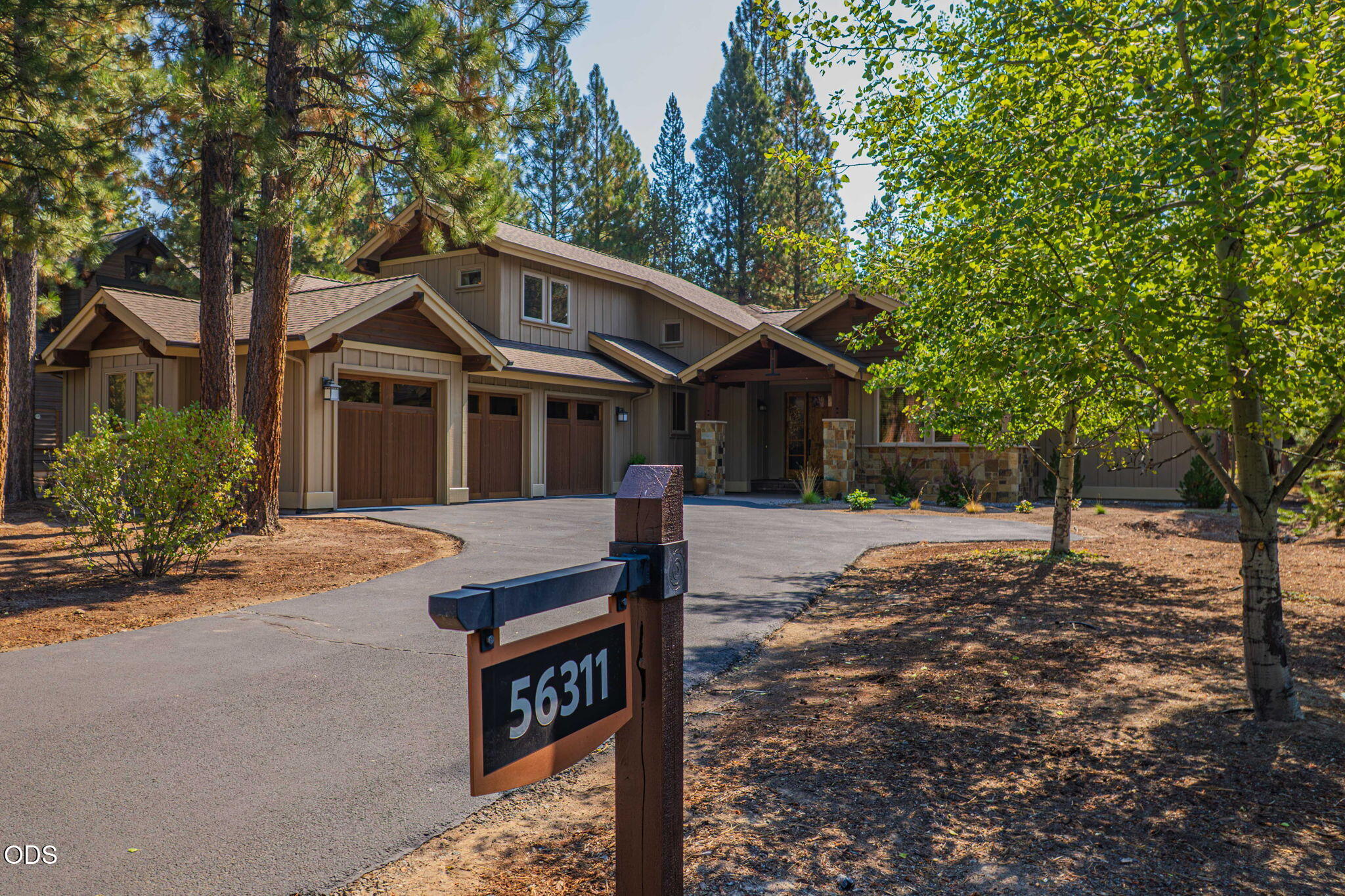 56311 Fireglass Loop, Bend, OR 97707 — photo 2
