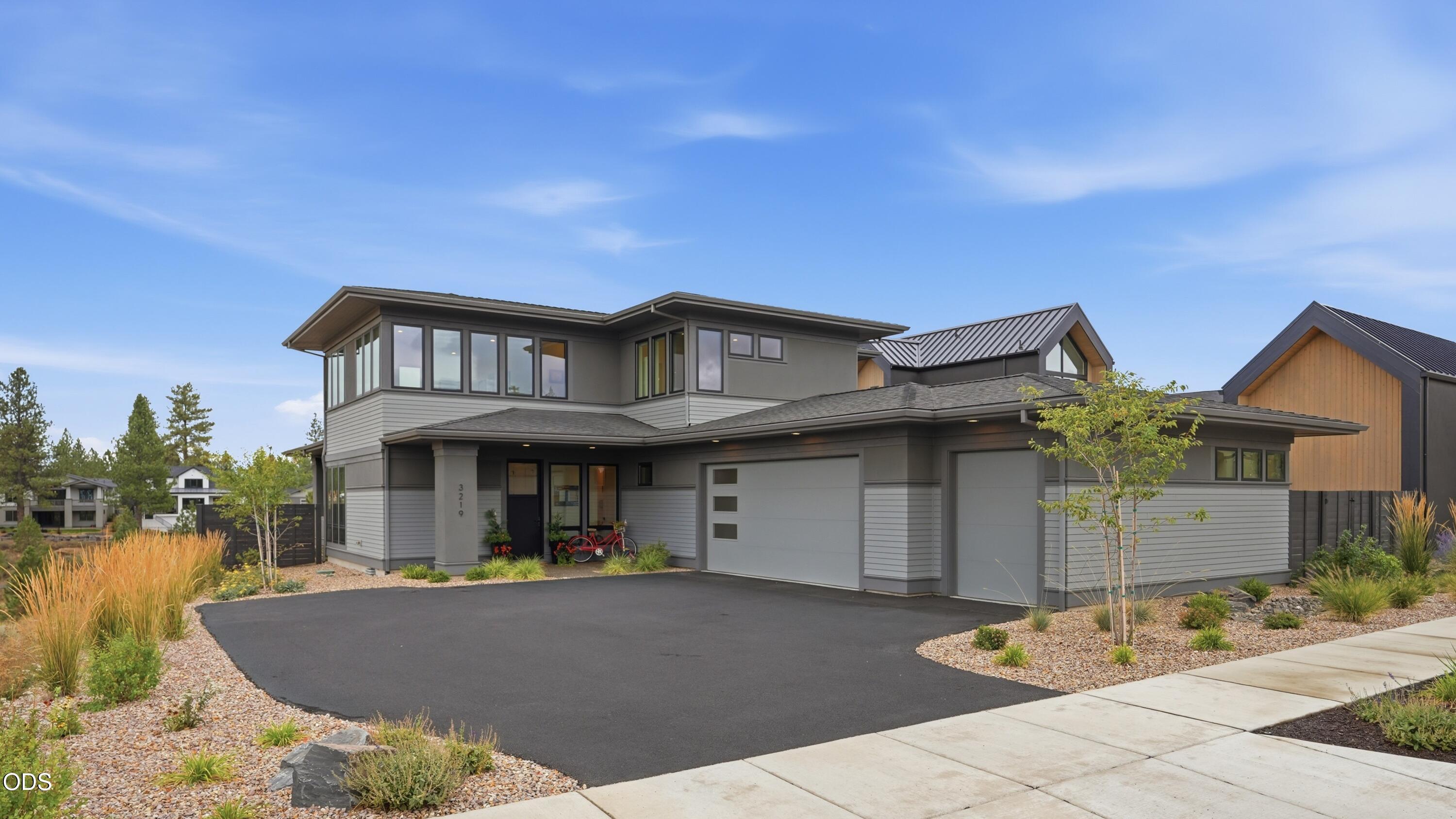 3219 NW Strickland Way — photo