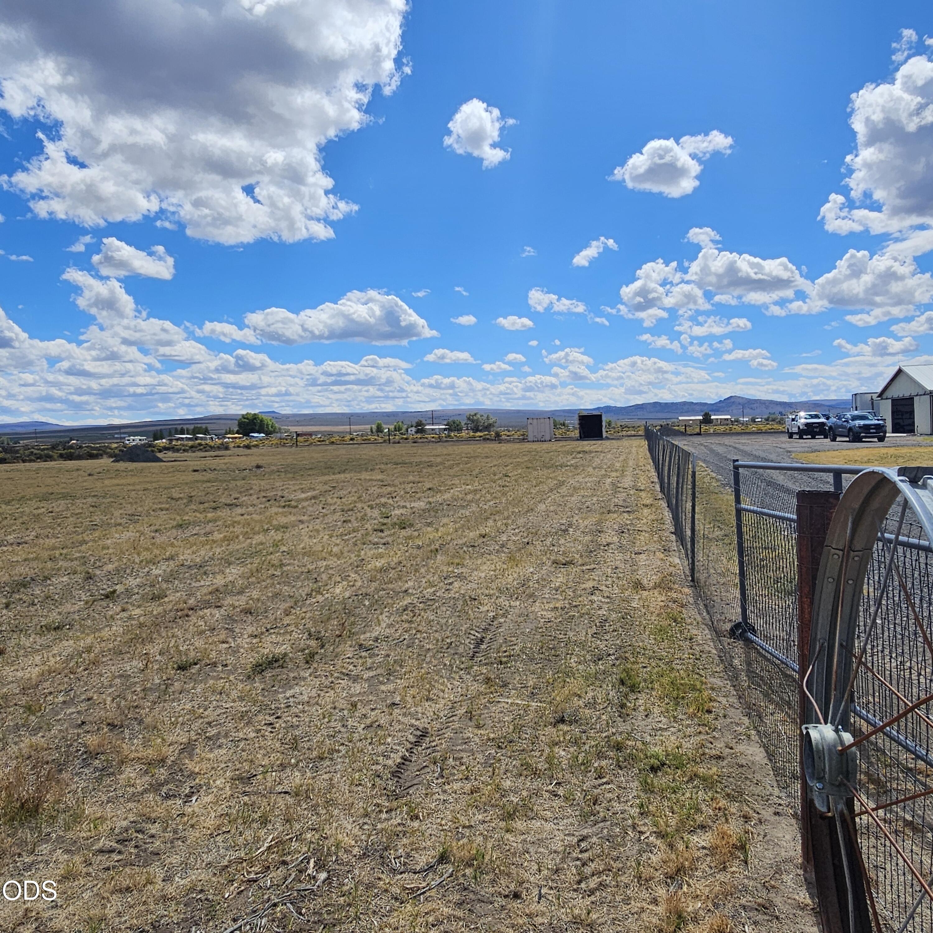 87810 Christmas Valley Highway — photo