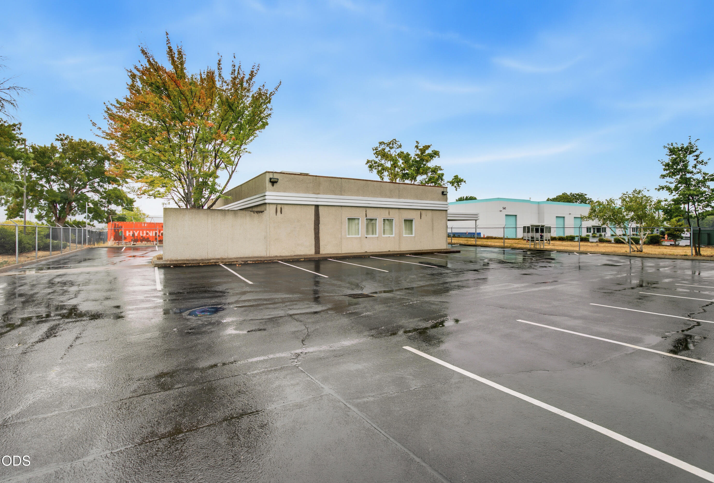 546 Business Park Drive — photo