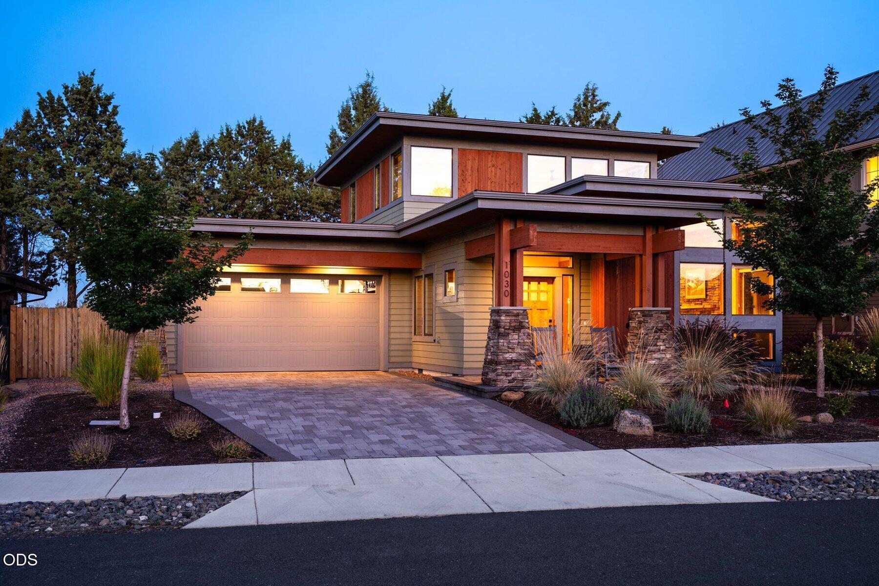 1030 N Bluebird Street — photo