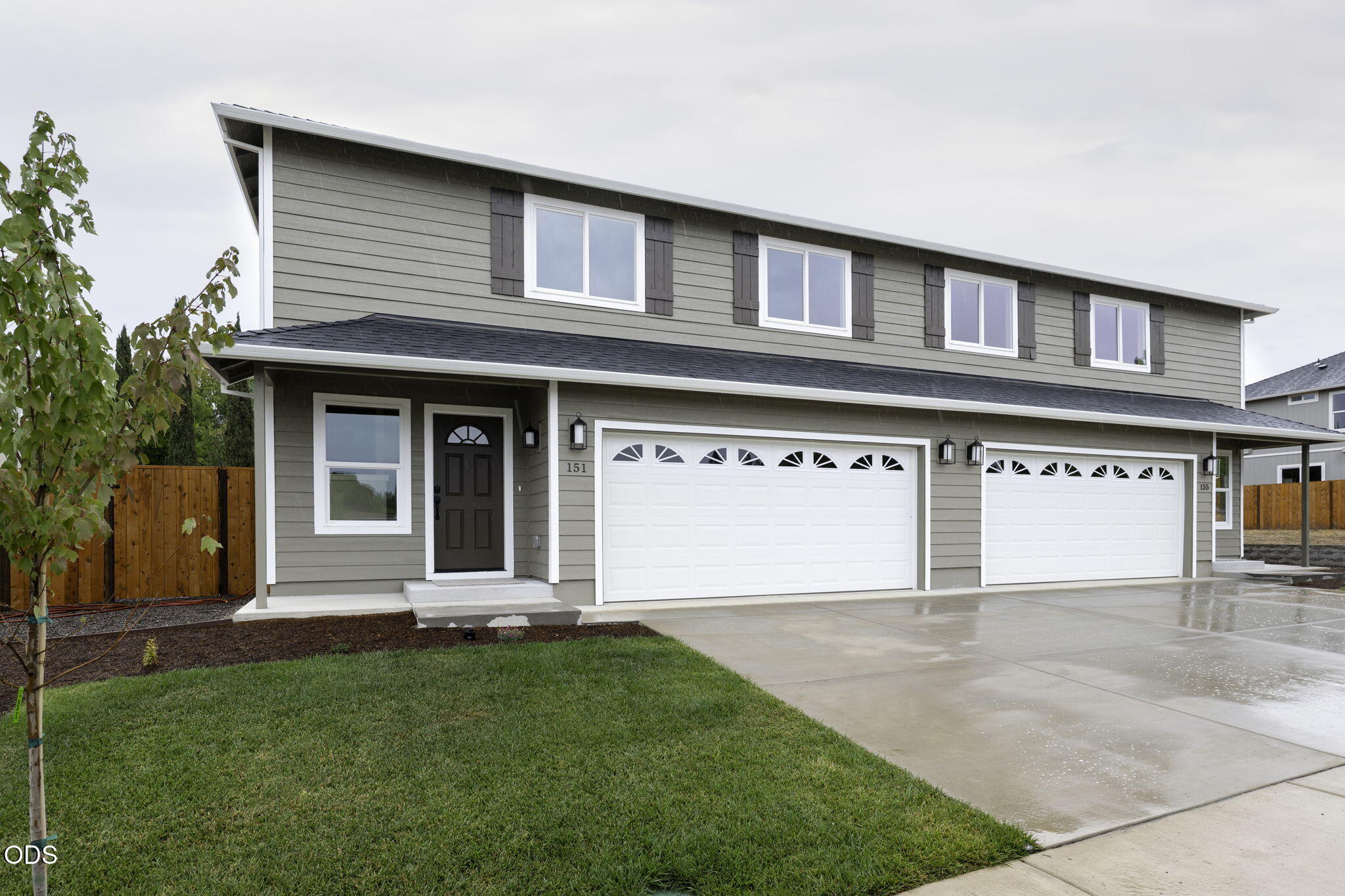 151 SE Champagne Court — photo