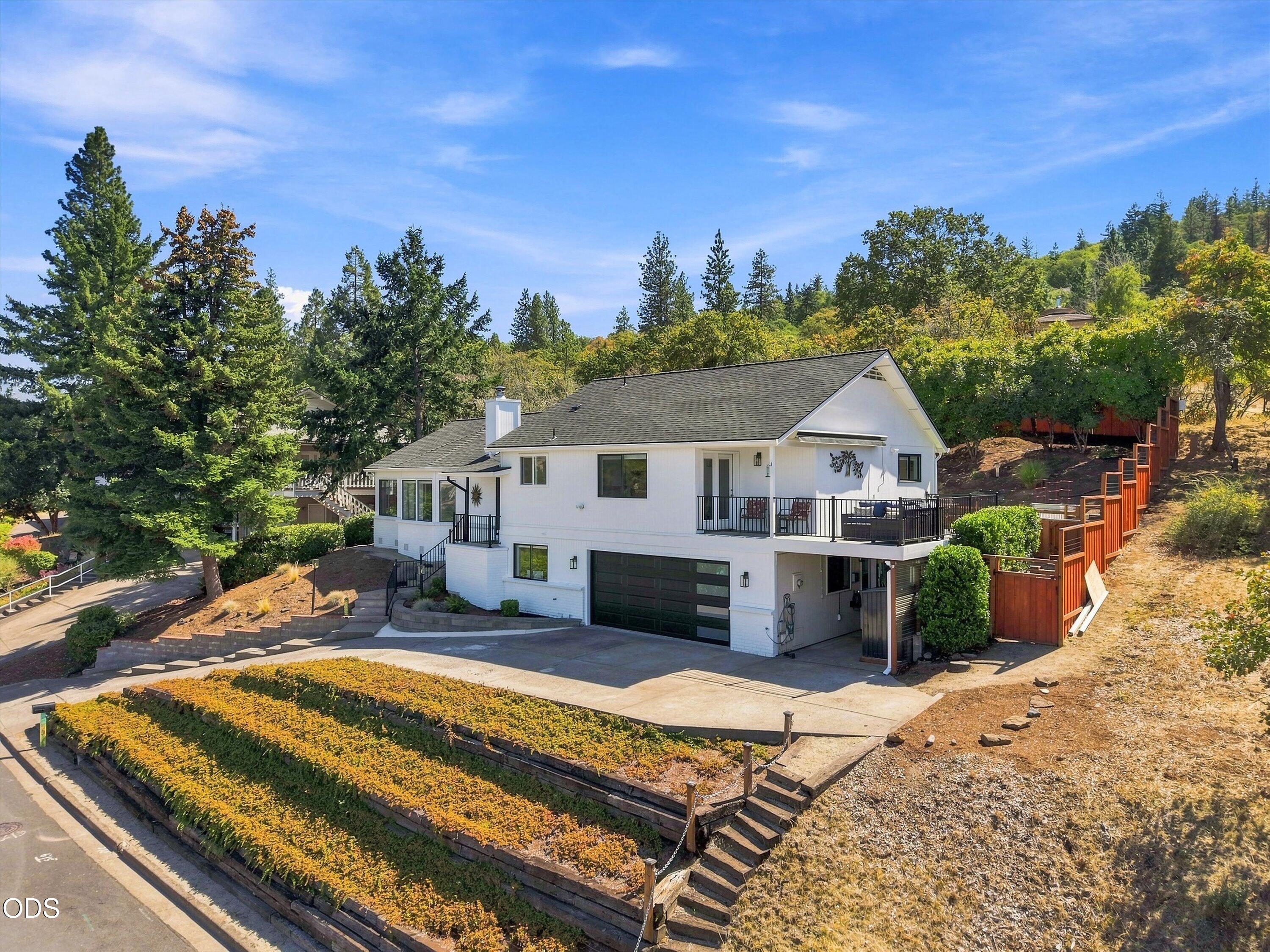 1750 Crestview Drive — photo