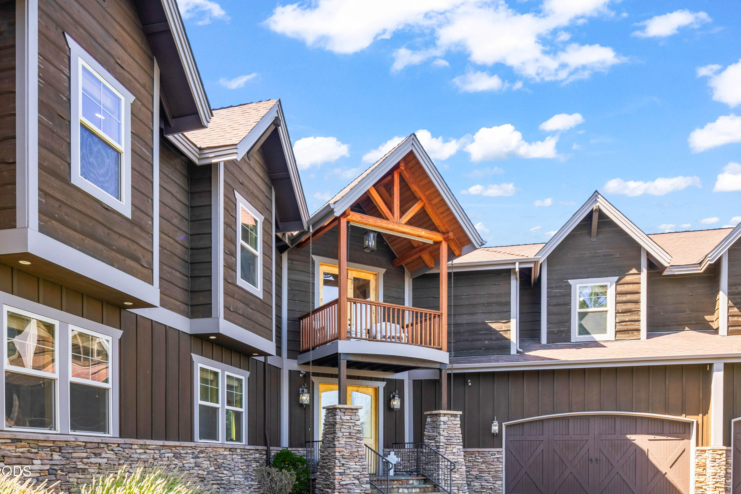 515 Nutcracker Drive, Redmond, OR 97756 — photo 3