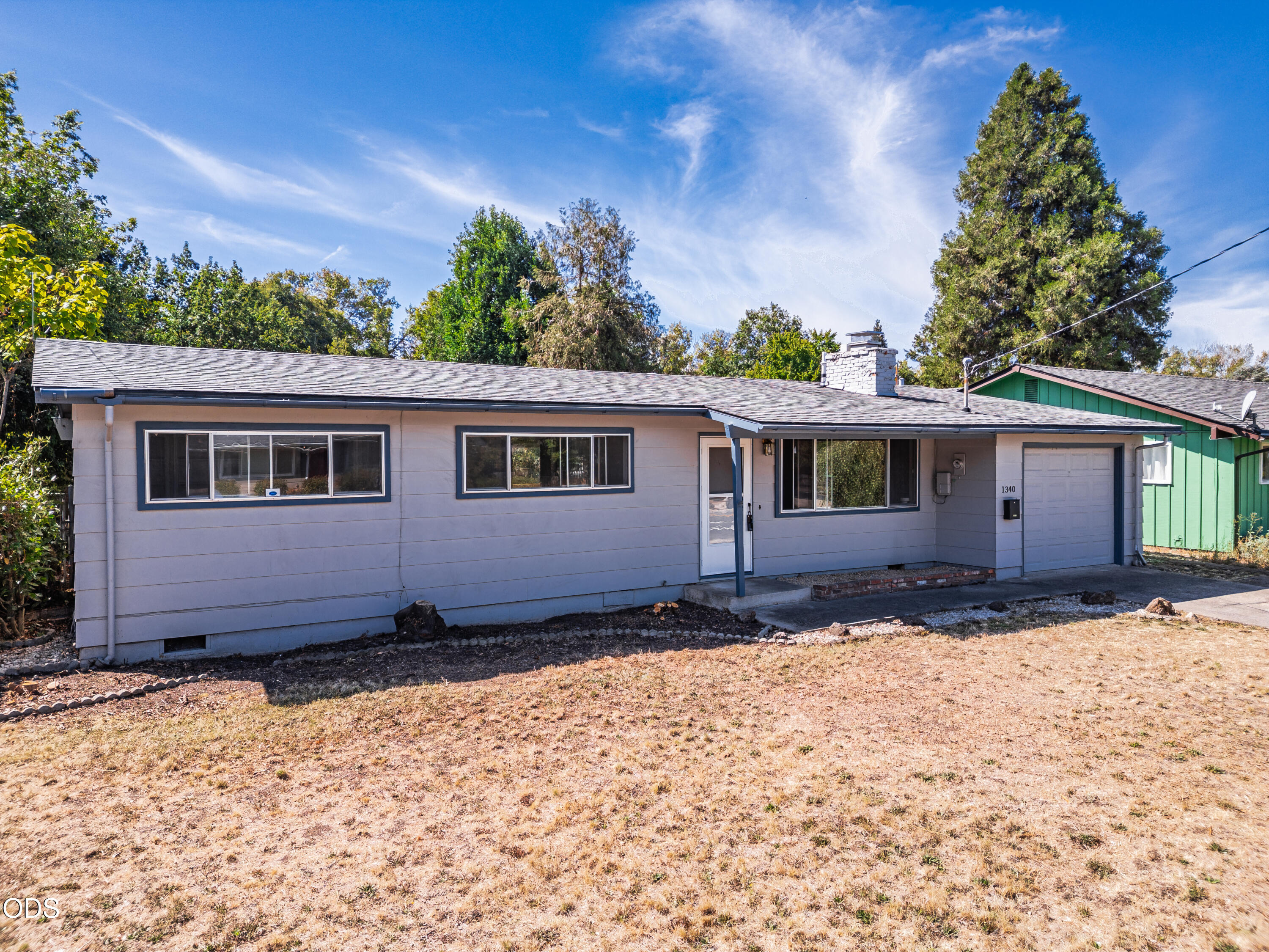 1340 Siskiyou Boulevard — photo