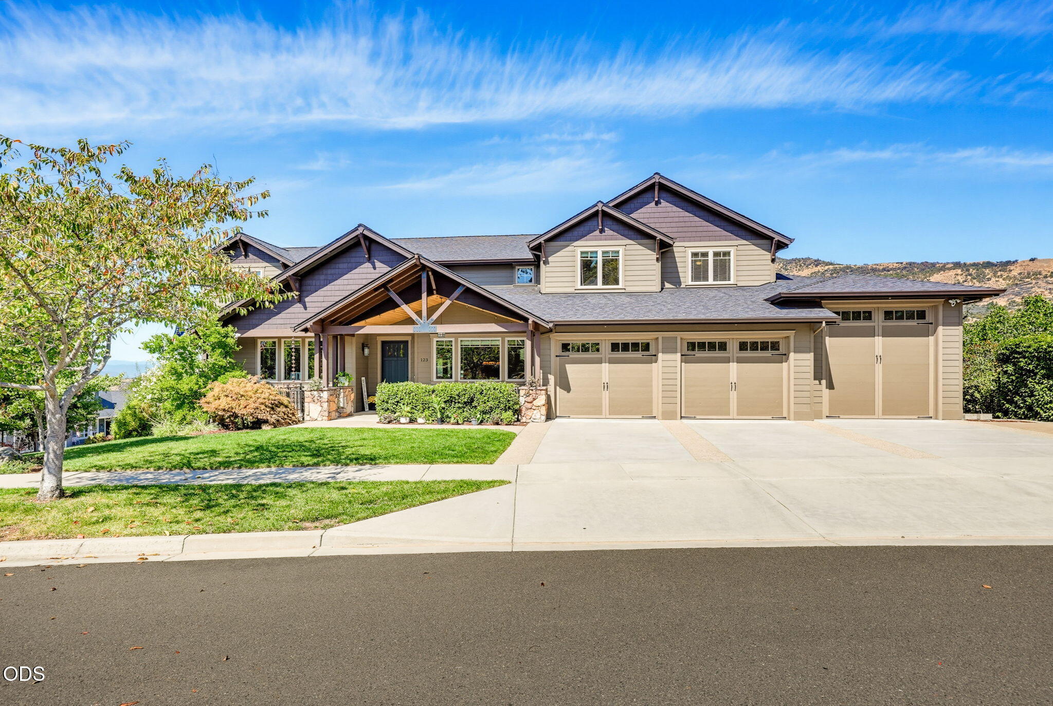 123 Monterey Drive — photo