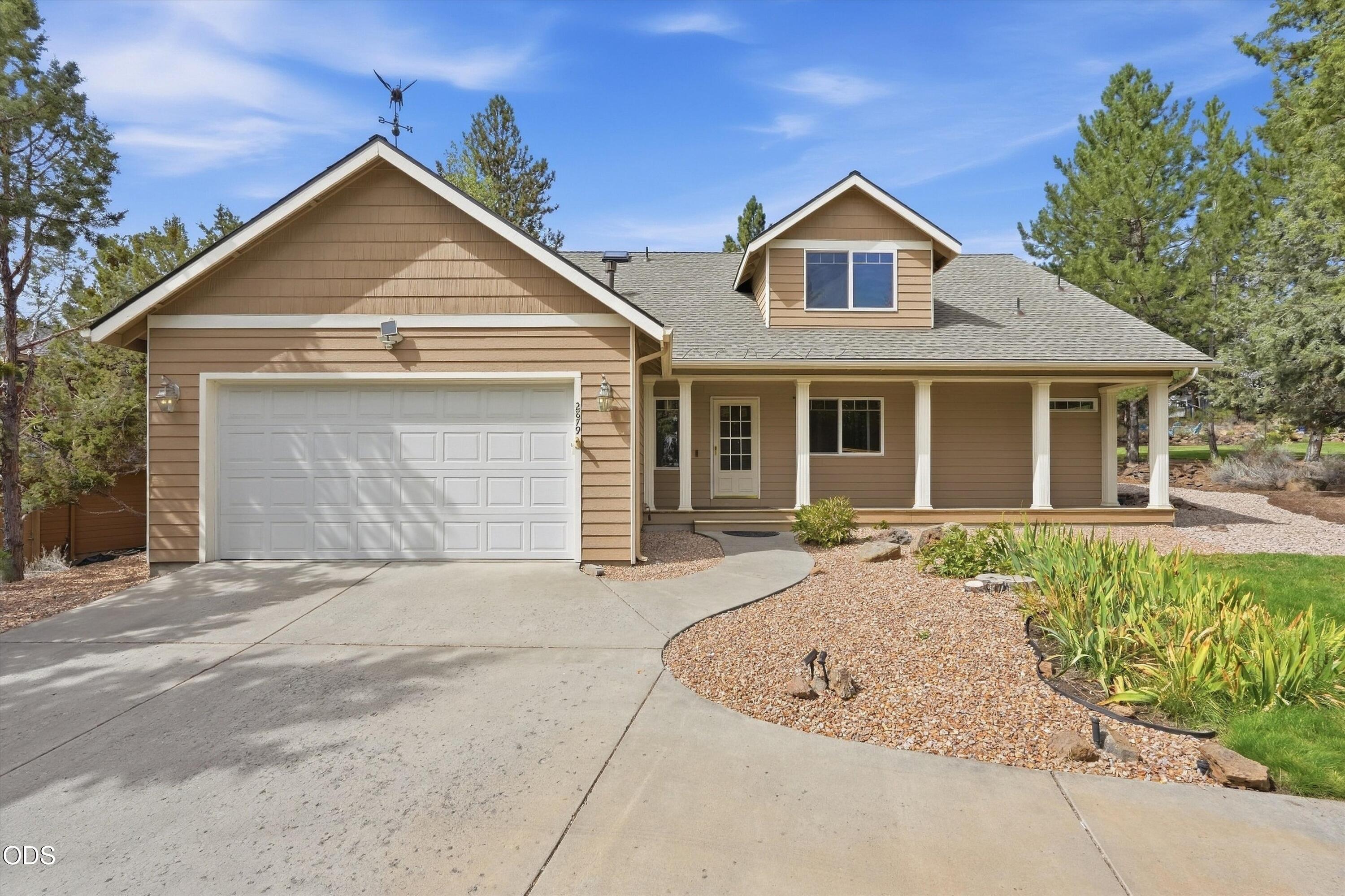 2879 NW Fairway Heights Drive — photo