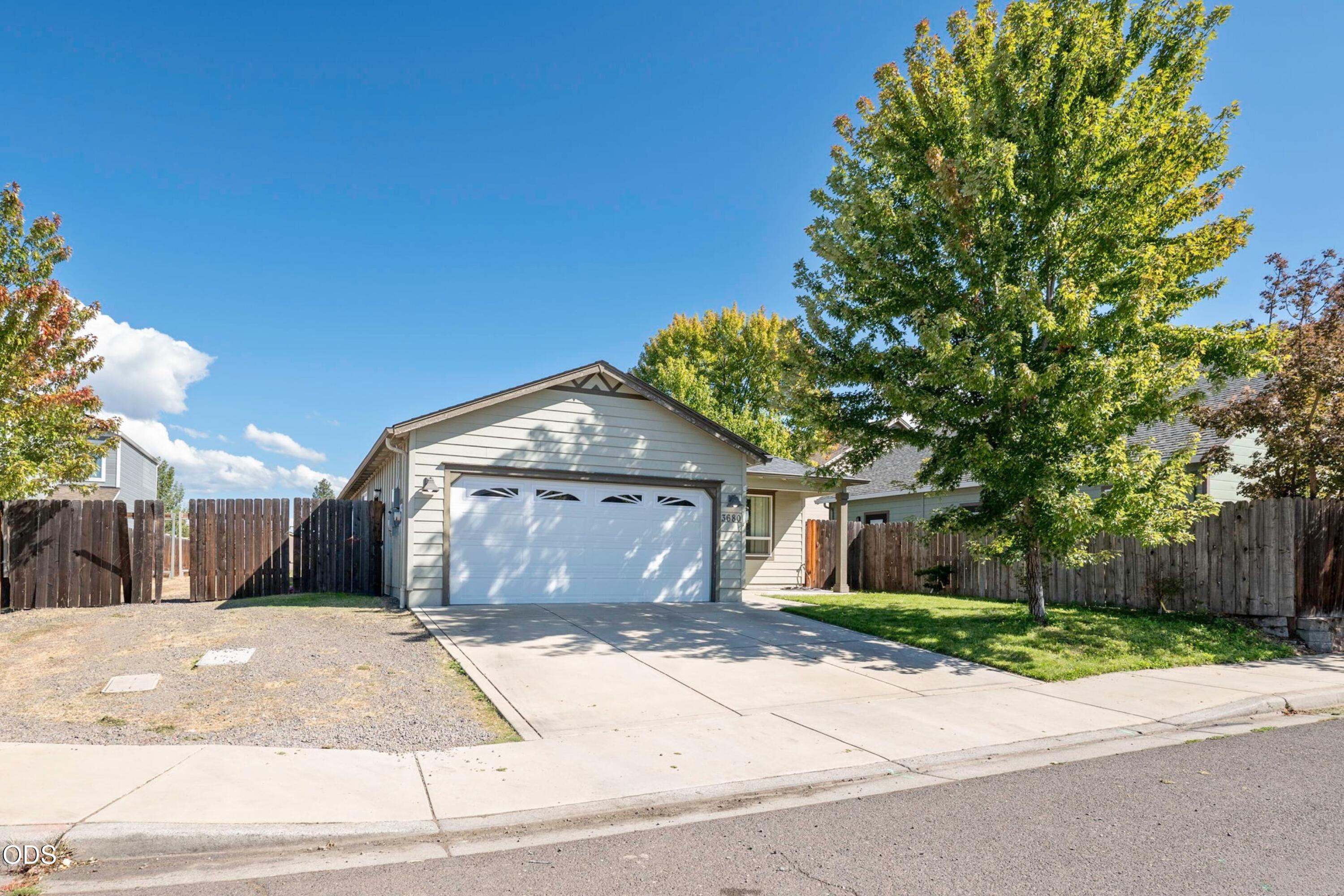 3680 Abigail Drive — photo