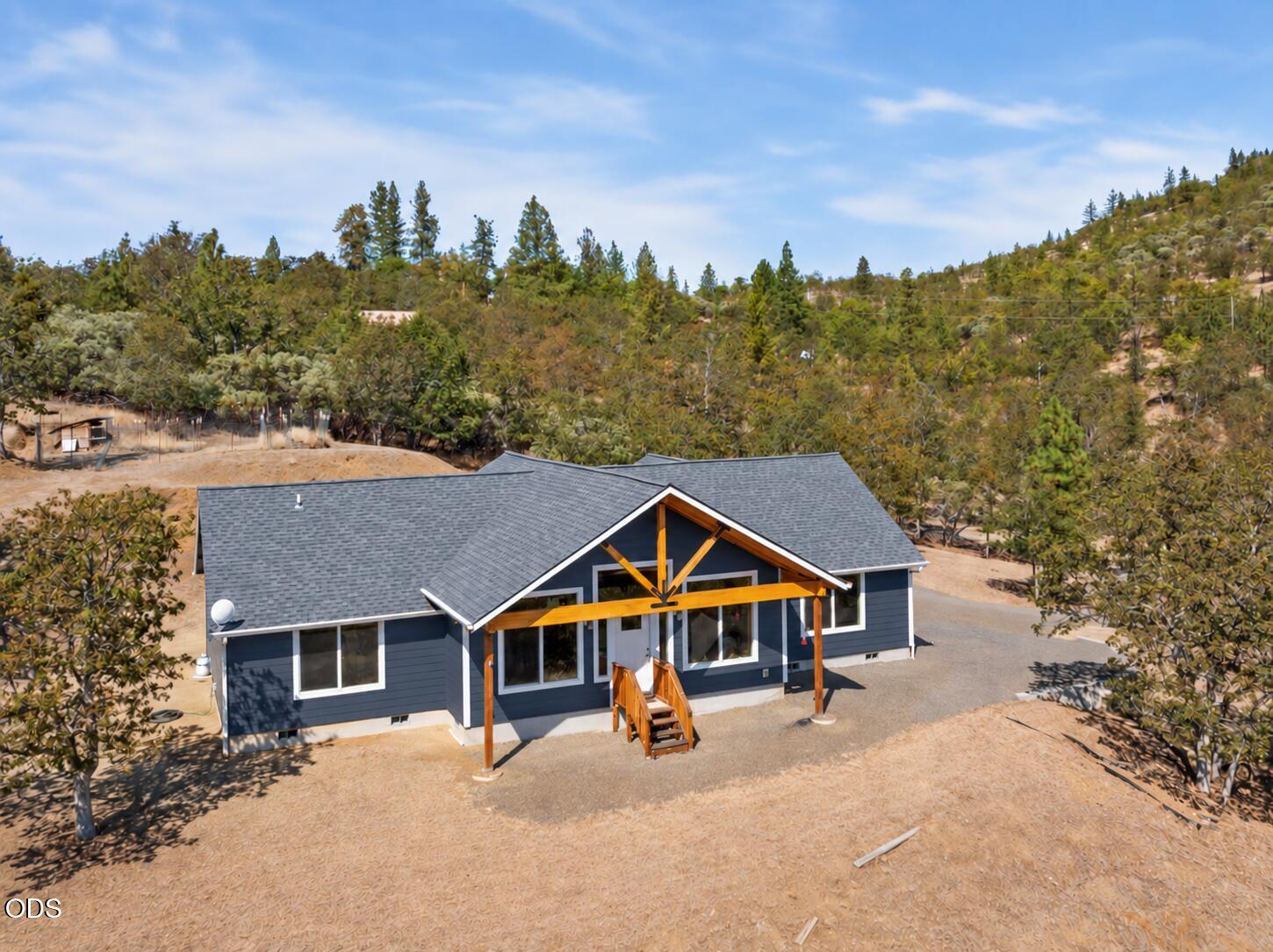14819 Avalon Drive — photo