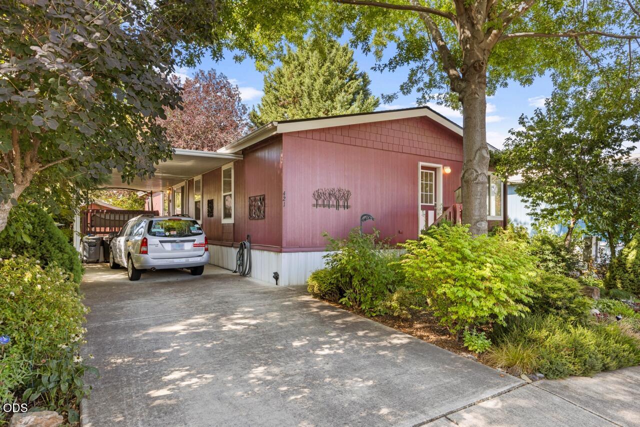 10 E South Stage Road, Spc 421 — photo