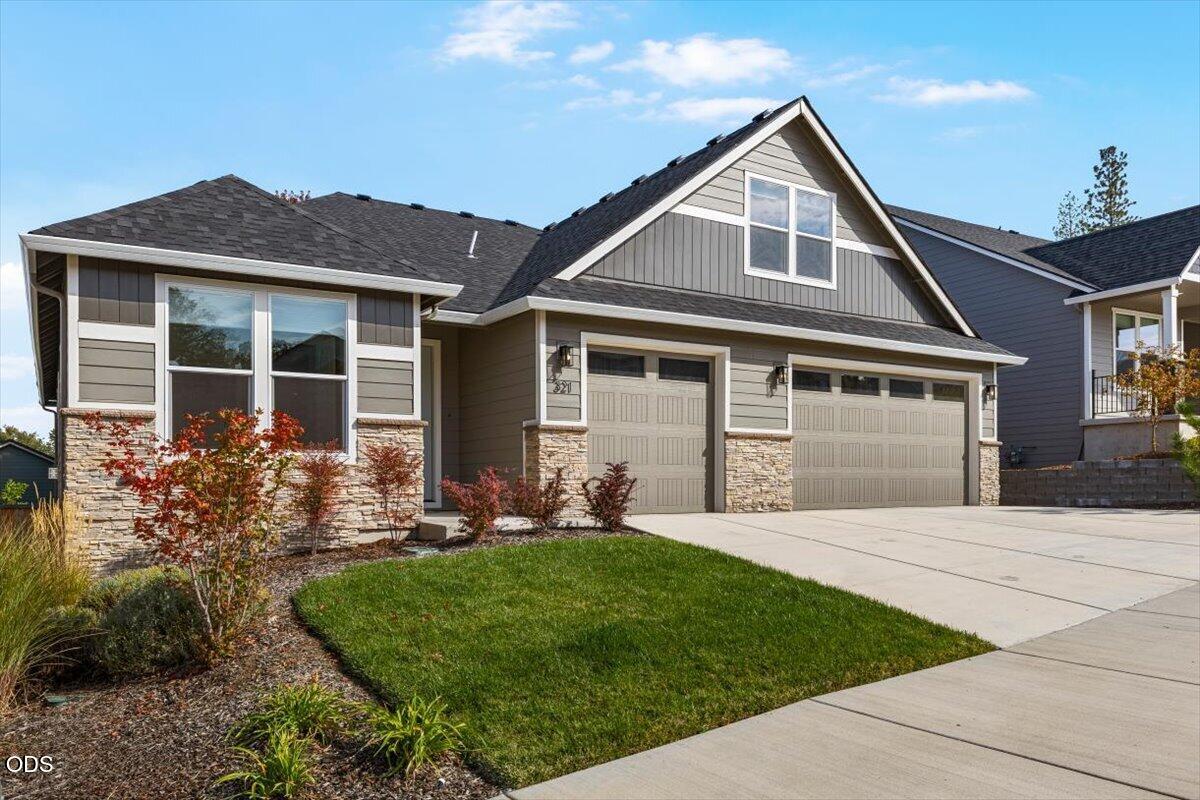 321 Arrowhead Trail, Eagle Point, OR 97524 — photo 3