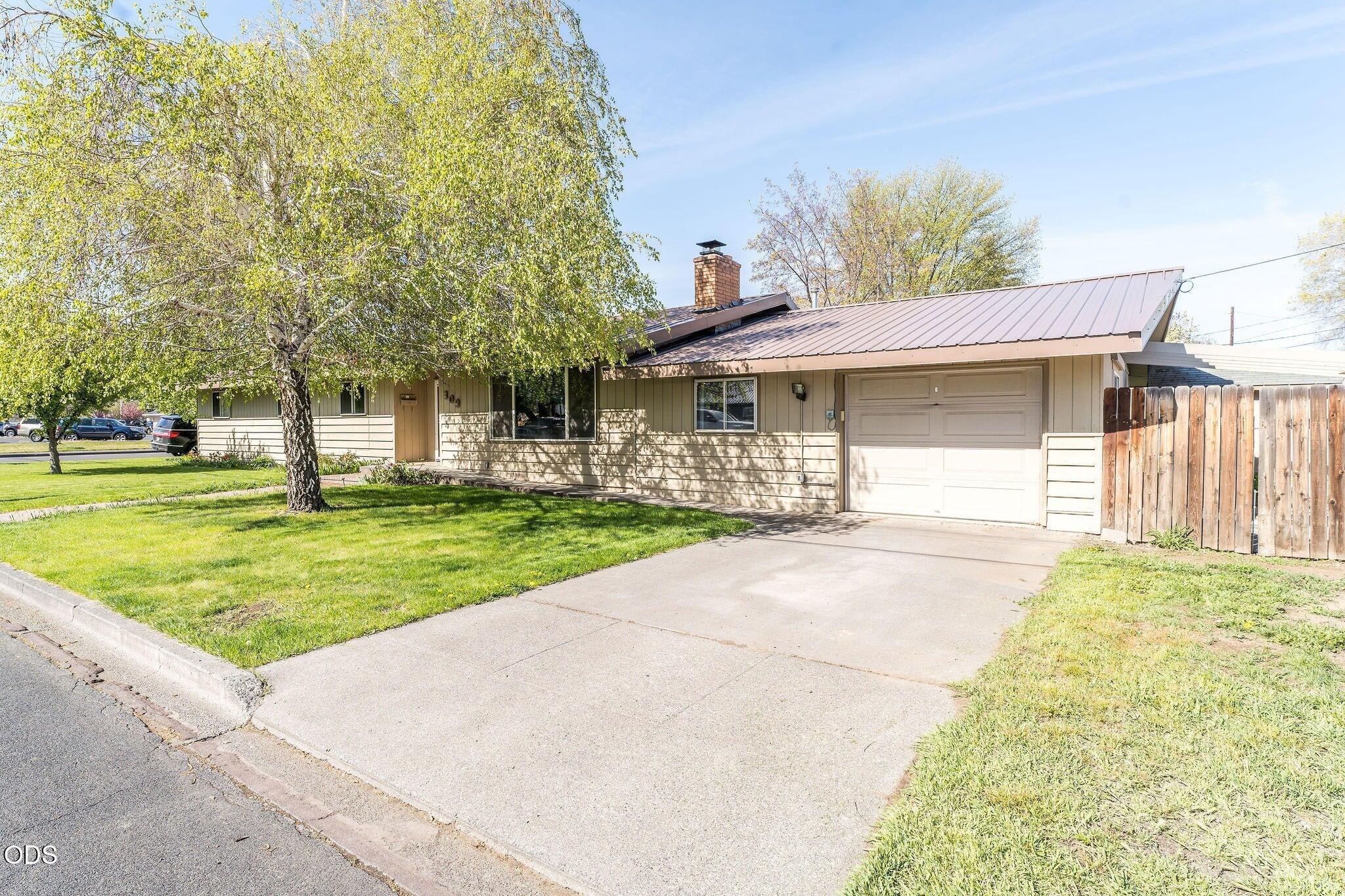 309 NW 9th Street — photo
